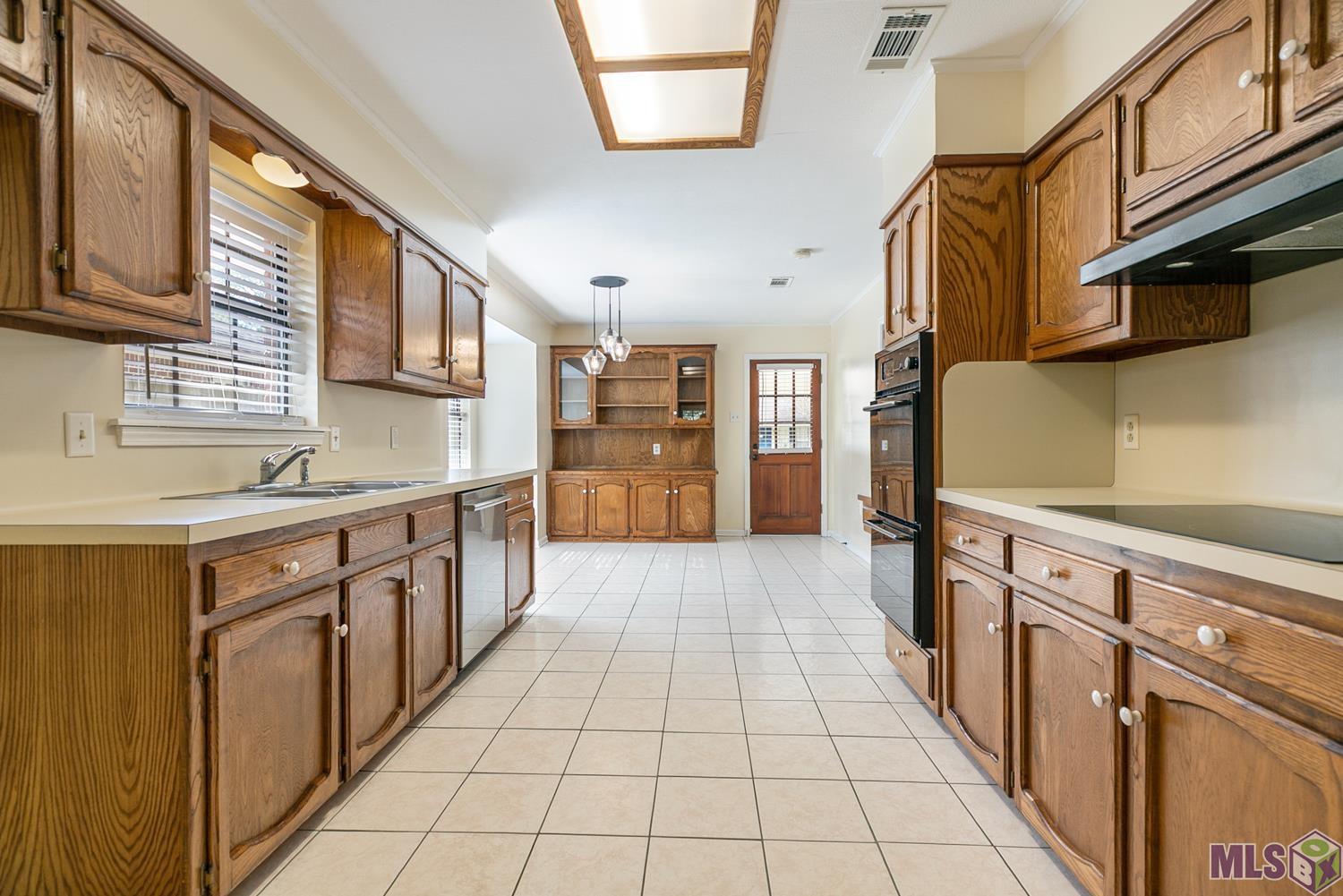 Homes for sale in Baton Rouge, LA | 1522 Bullrush Dr, Baton Rouge, LA 70810 | MLS# BR2025020902