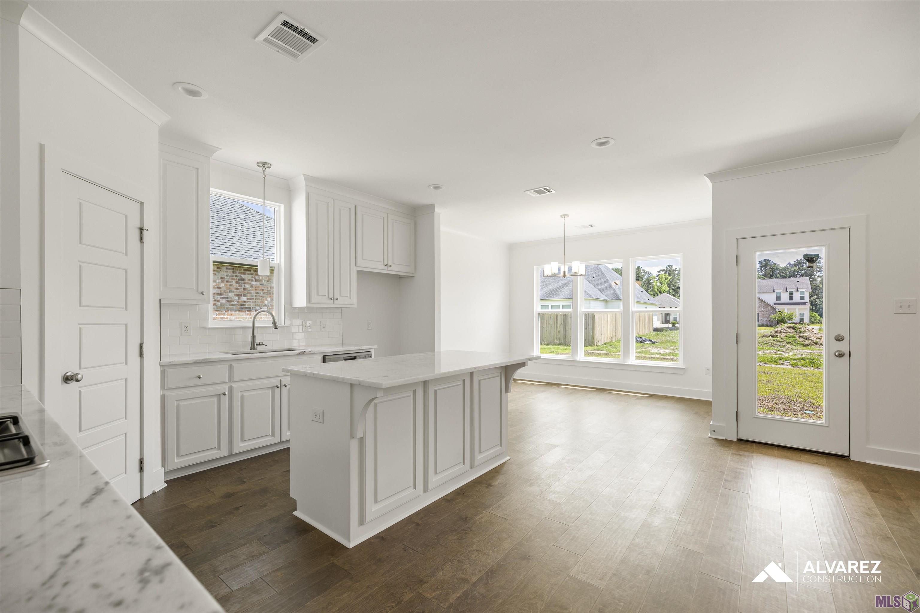 Homes for sale in Denham Springs, LA | 25310 Burlington Ave, Denham Springs, LA 70726 | MLS# BR2025021204