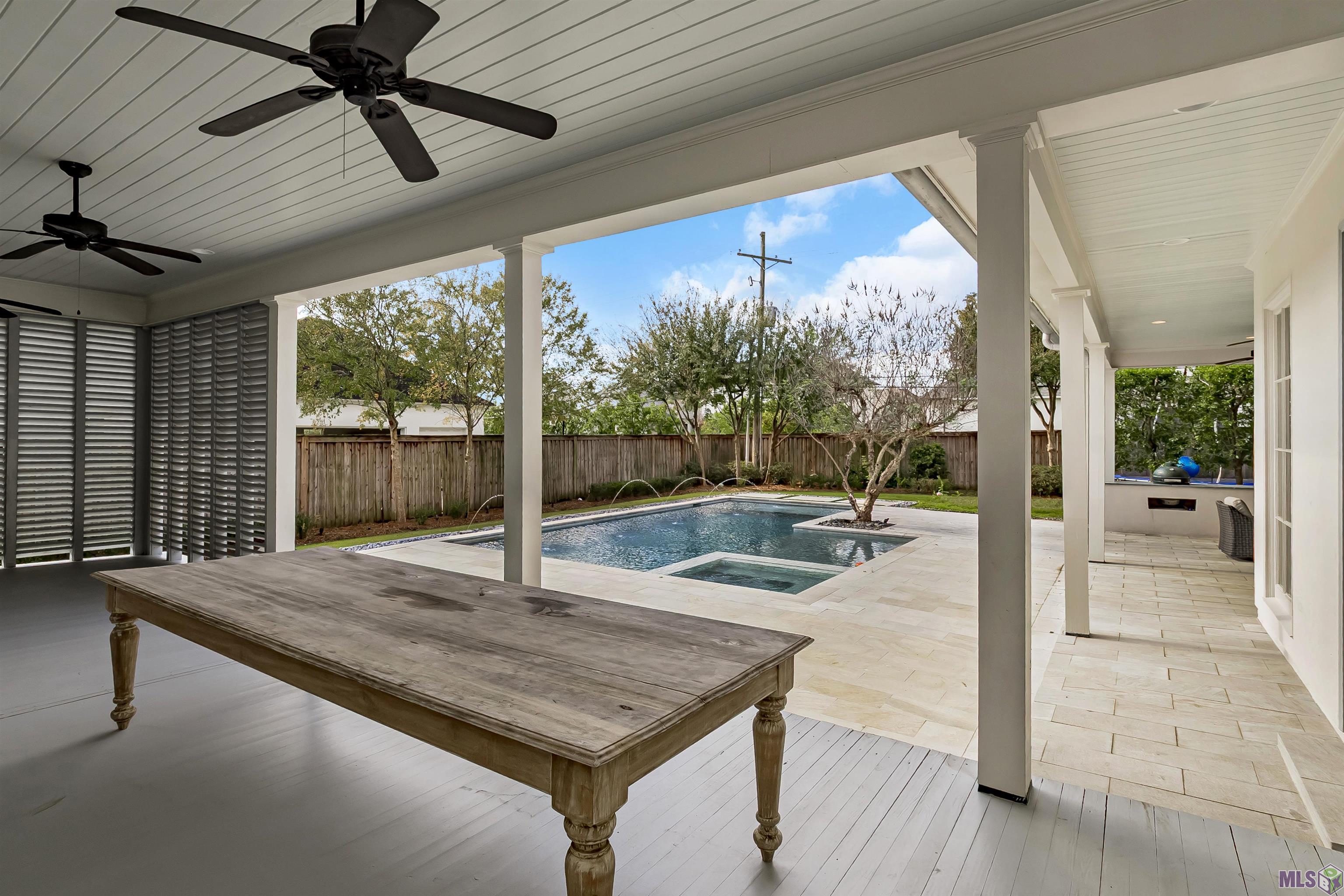 Homes for sale in Baton Rouge, LA | 3176 Mcconnell Dr, Baton Rouge, LA 70809 | MLS# BR2025021625