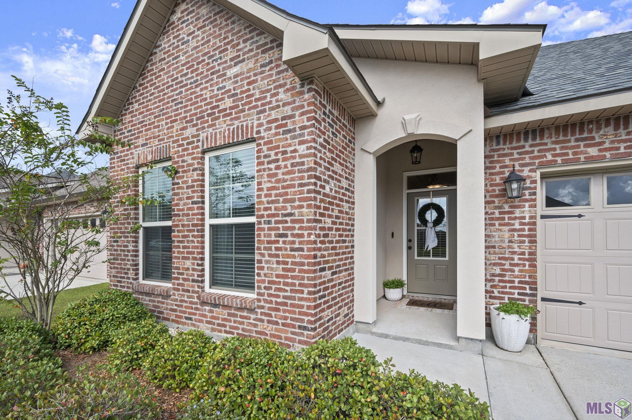 Homes for sale in Gonzales, LA | 908 Elliston Dr, Gonzales, LA 70737 | MLS# BR2025021652