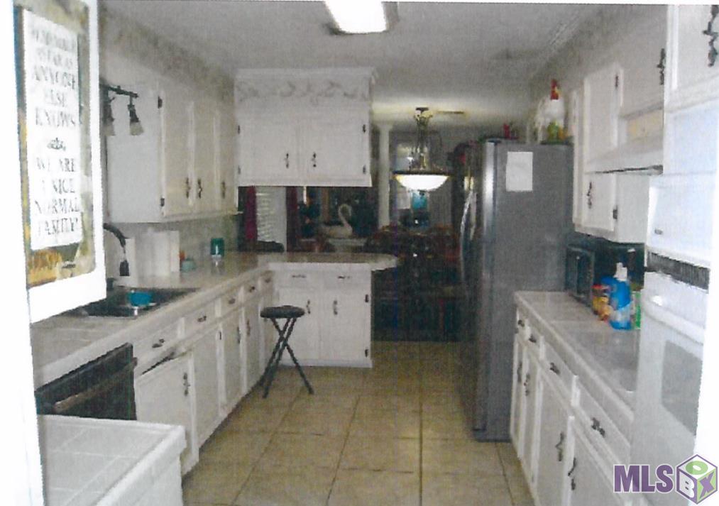 Homes for sale in Breaux Bridge, LA | 1212 Grand Point Ave, Breaux Bridge, LA 70517 | MLS# BR2025021744