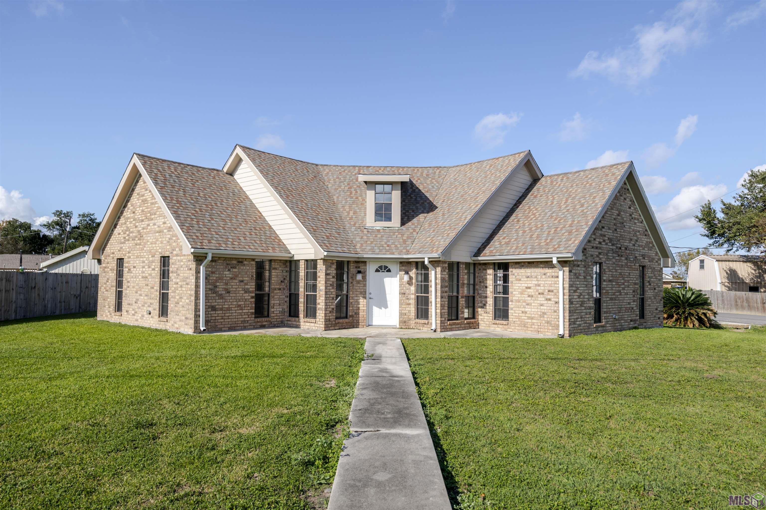 Homes for sale in Cut Off, LA | 277 East 89th Street, Cut Off, LA 70345 | MLS# BY2025021762