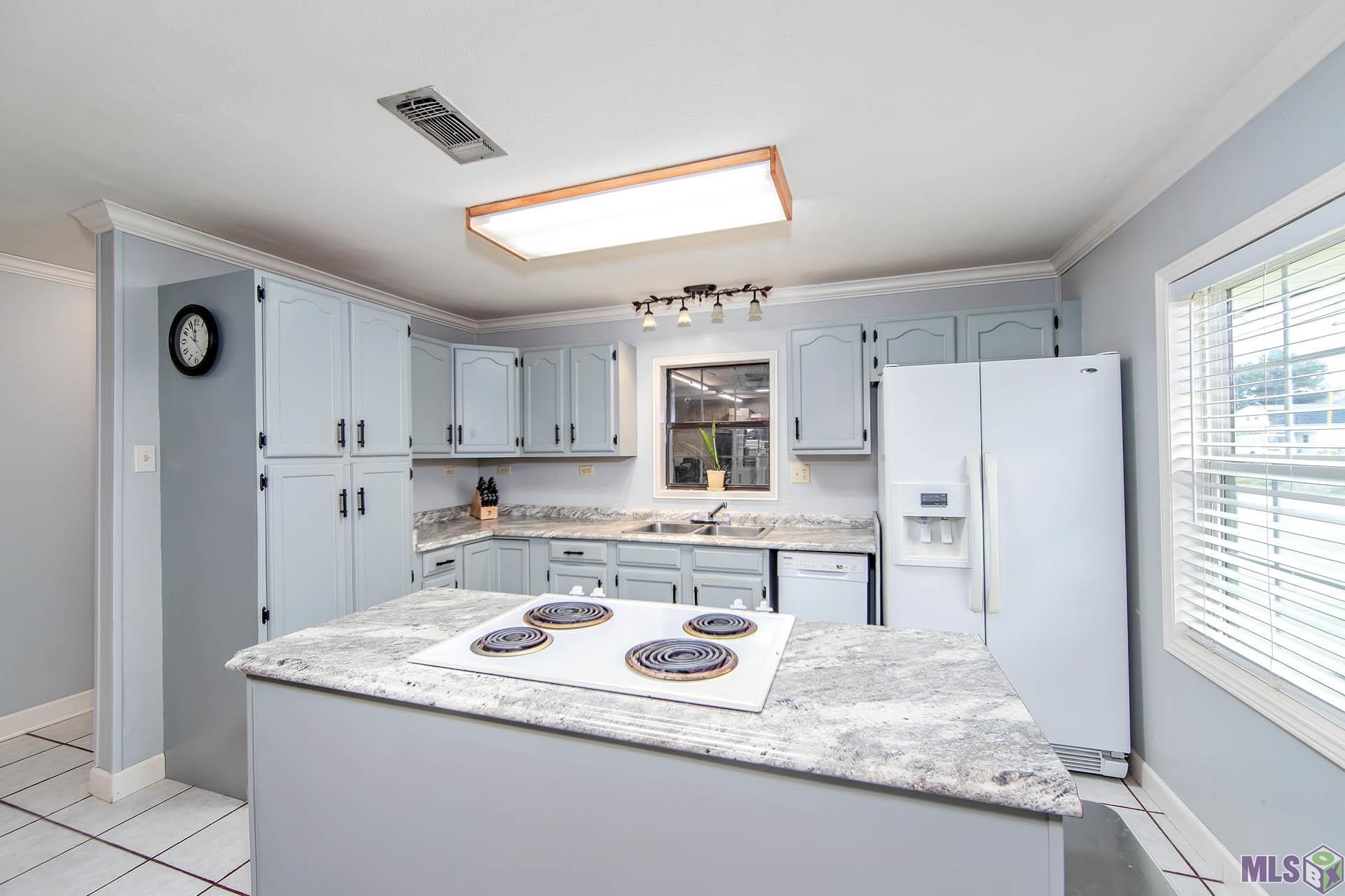 Homes for sale in Lockport, LA | 262 Leblanc Dr, Lockport, LA 70374 | MLS# BY2025021848