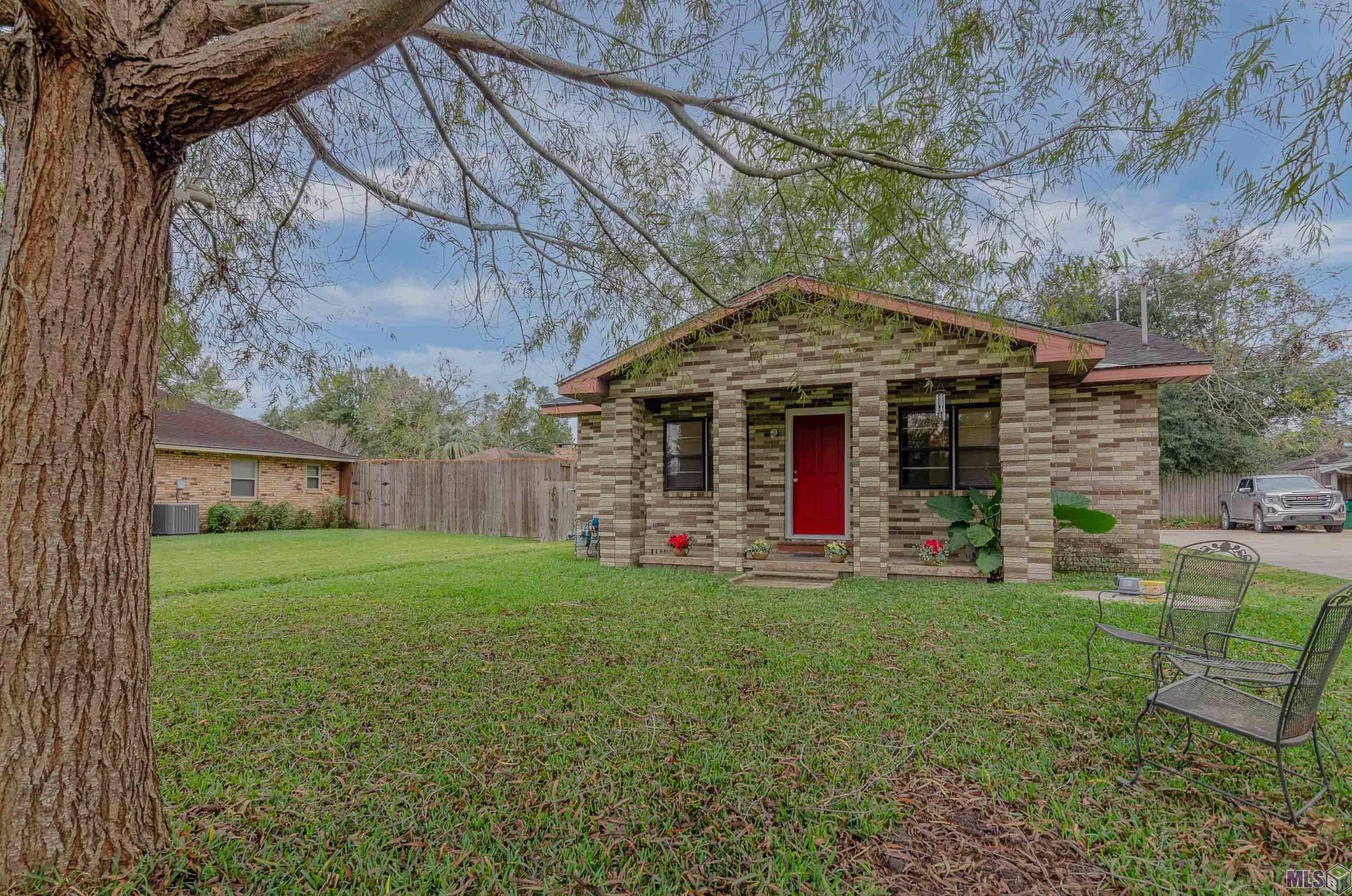 Homes for sale in White Castle, LA | 53580 Ware St, White Castle, LA 70788 | MLS# BR2025021877