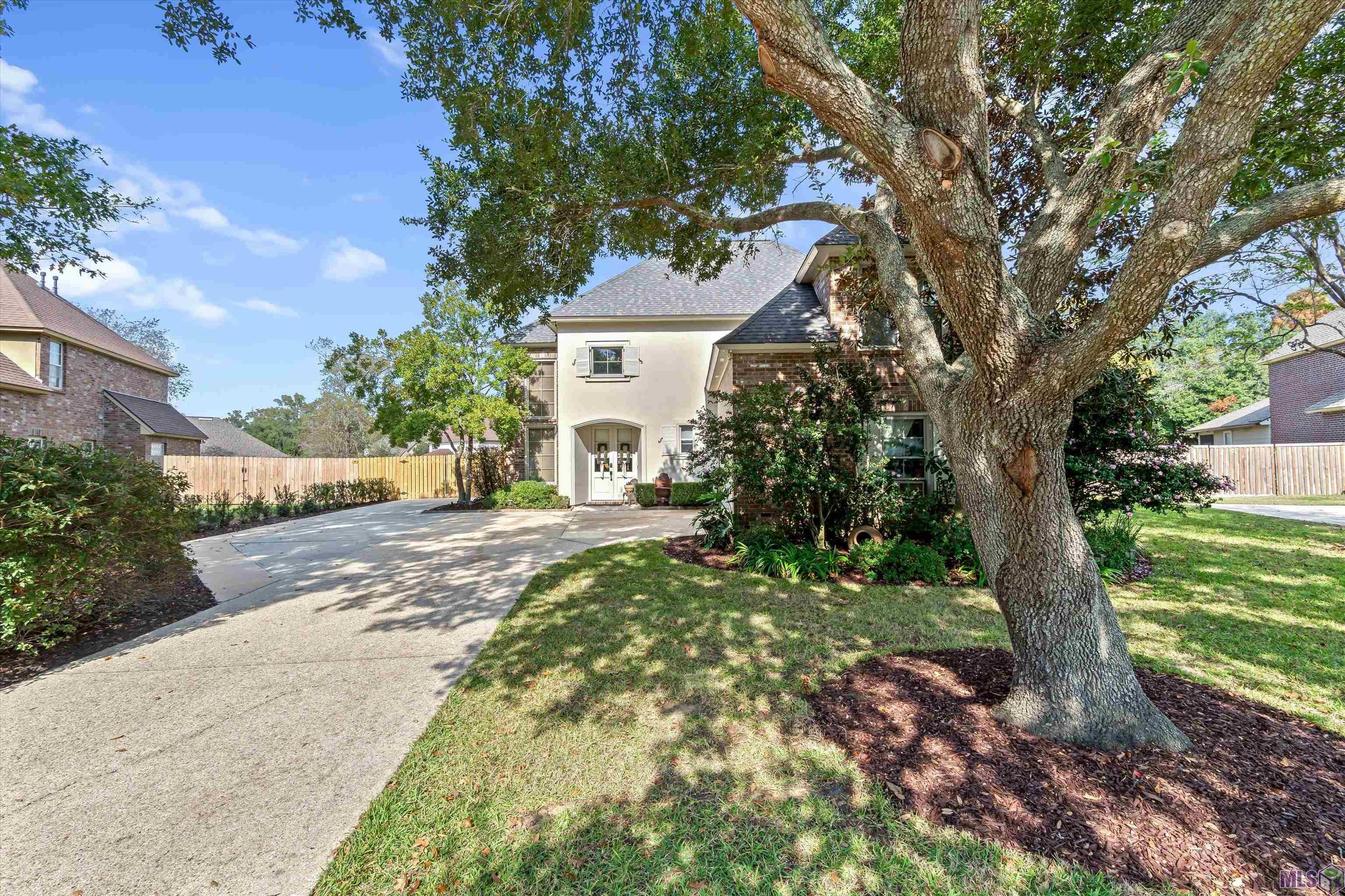 Homes for sale in Prairieville, LA | 18310 Manchac Pl South, Prairieville, LA 70769 | MLS# BR2025021939