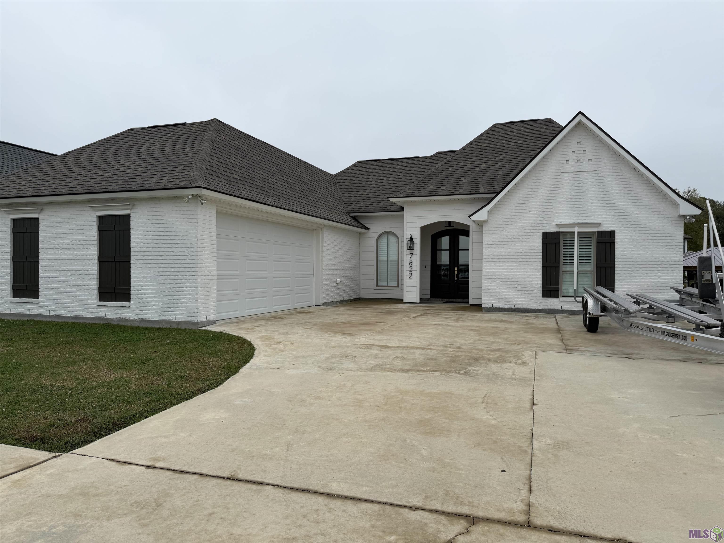 Homes for sale in Ventress, LA | 7822 Cutt Pointe Dr, Ventress, LA 70783 | MLS# BR2025021955