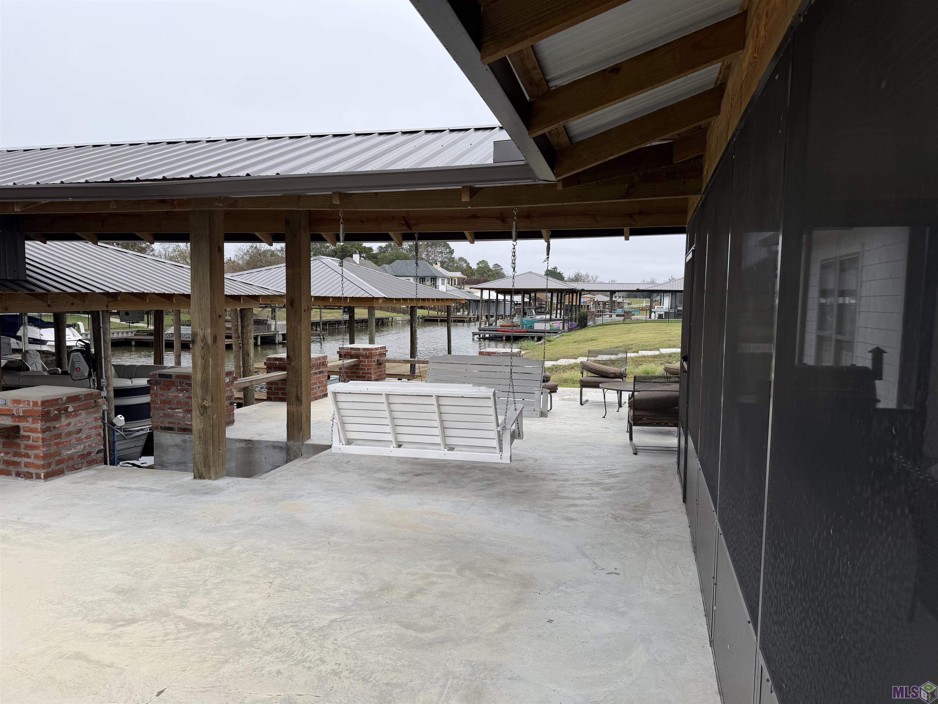 Homes for sale in Ventress, LA | 7822 Cutt Pointe Dr, Ventress, LA 70783 | MLS# BR2025021955