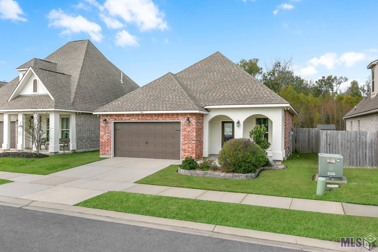 Homes for sale in Baton Rouge, LA | 1314 Shadow Bluff Dr, Baton Rouge, LA 70820 | MLS# BR2025021976