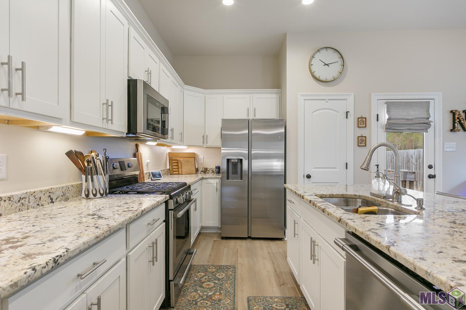 Homes for sale in Baton Rouge, LA | 1314 Shadow Bluff Dr, Baton Rouge, LA 70820 | MLS# BR2025021976