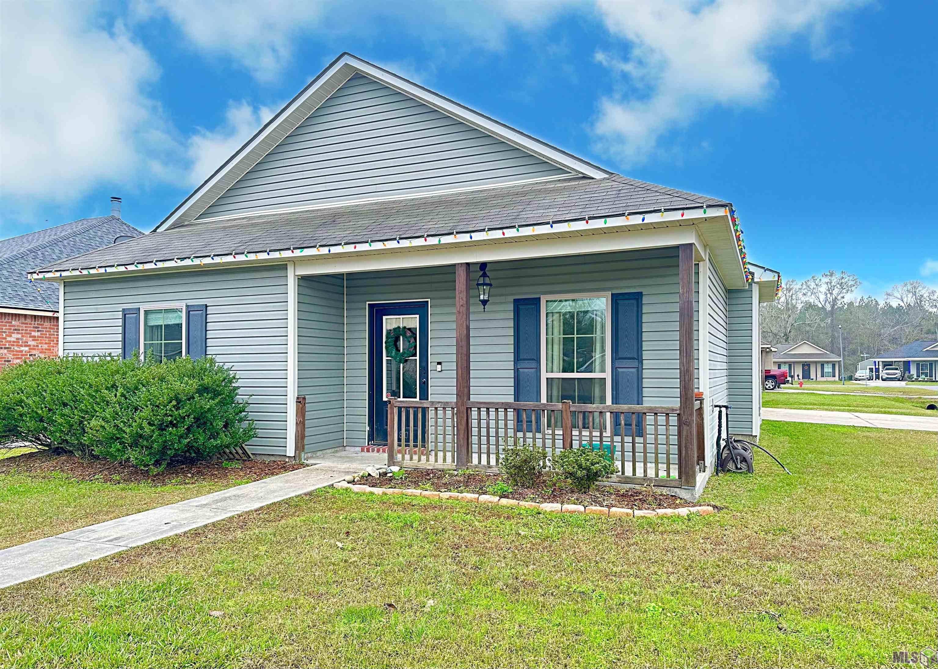 Homes for sale in Denham Springs, LA | 10804 Moss Pointe Dr, Denham Springs, LA 70726 | MLS# BR2022018613