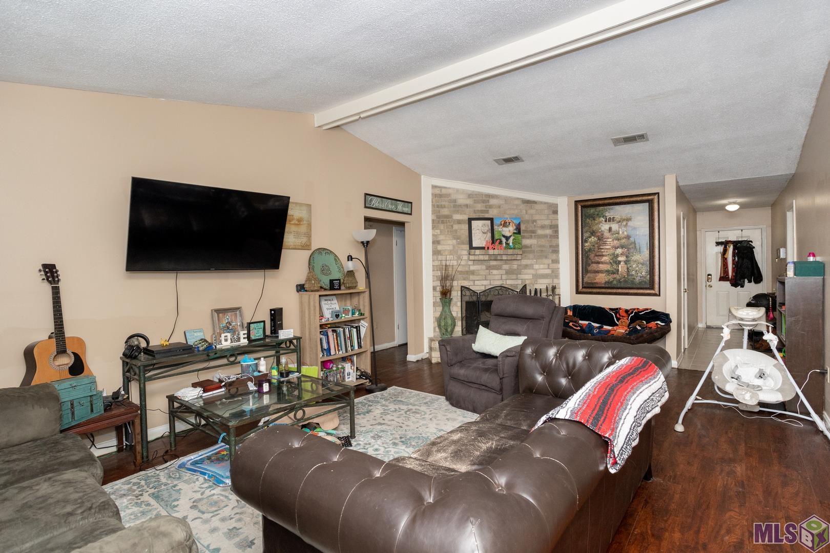 Homes for sale in Baton Rouge, LA | 13750 Chalmette Ave, Baton Rouge, LA 70810 | MLS# BR2023003587