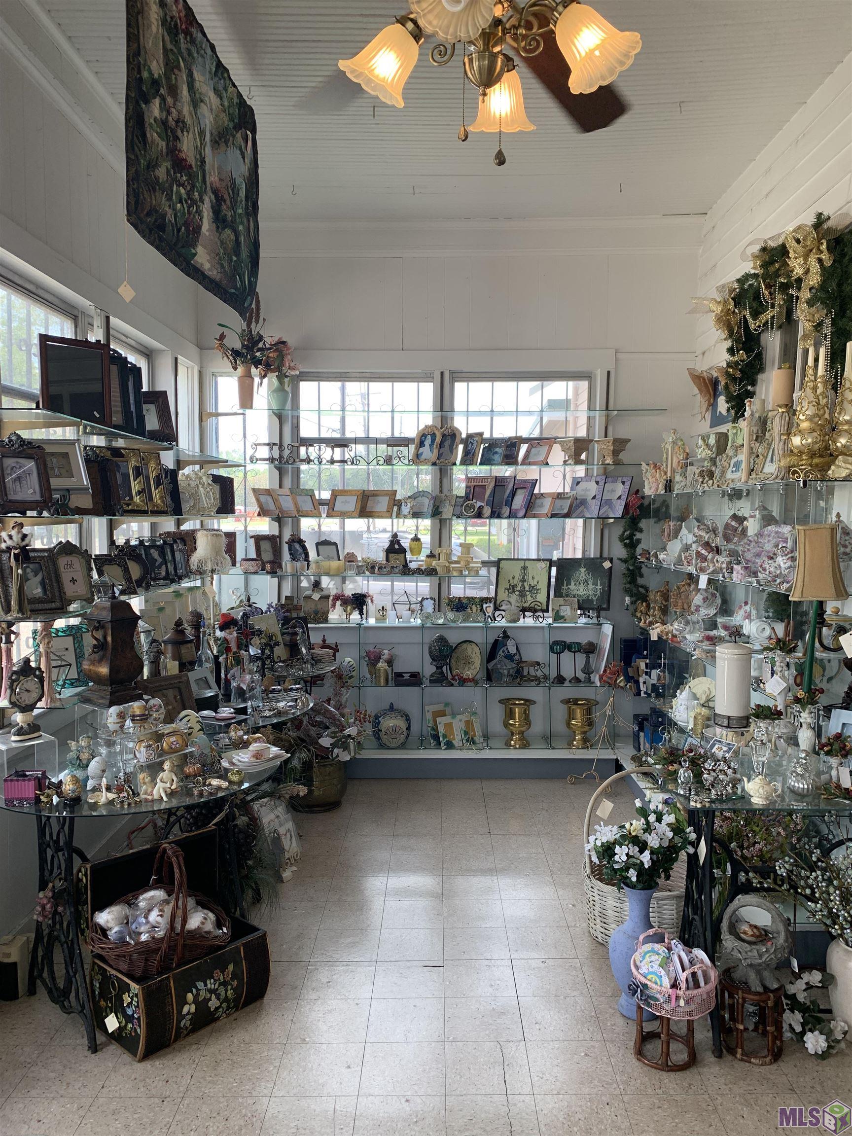 Homes for sale in Houma, LA | 609 Legion Avenue, Houma, LA 70364 | MLS# BY2023016743