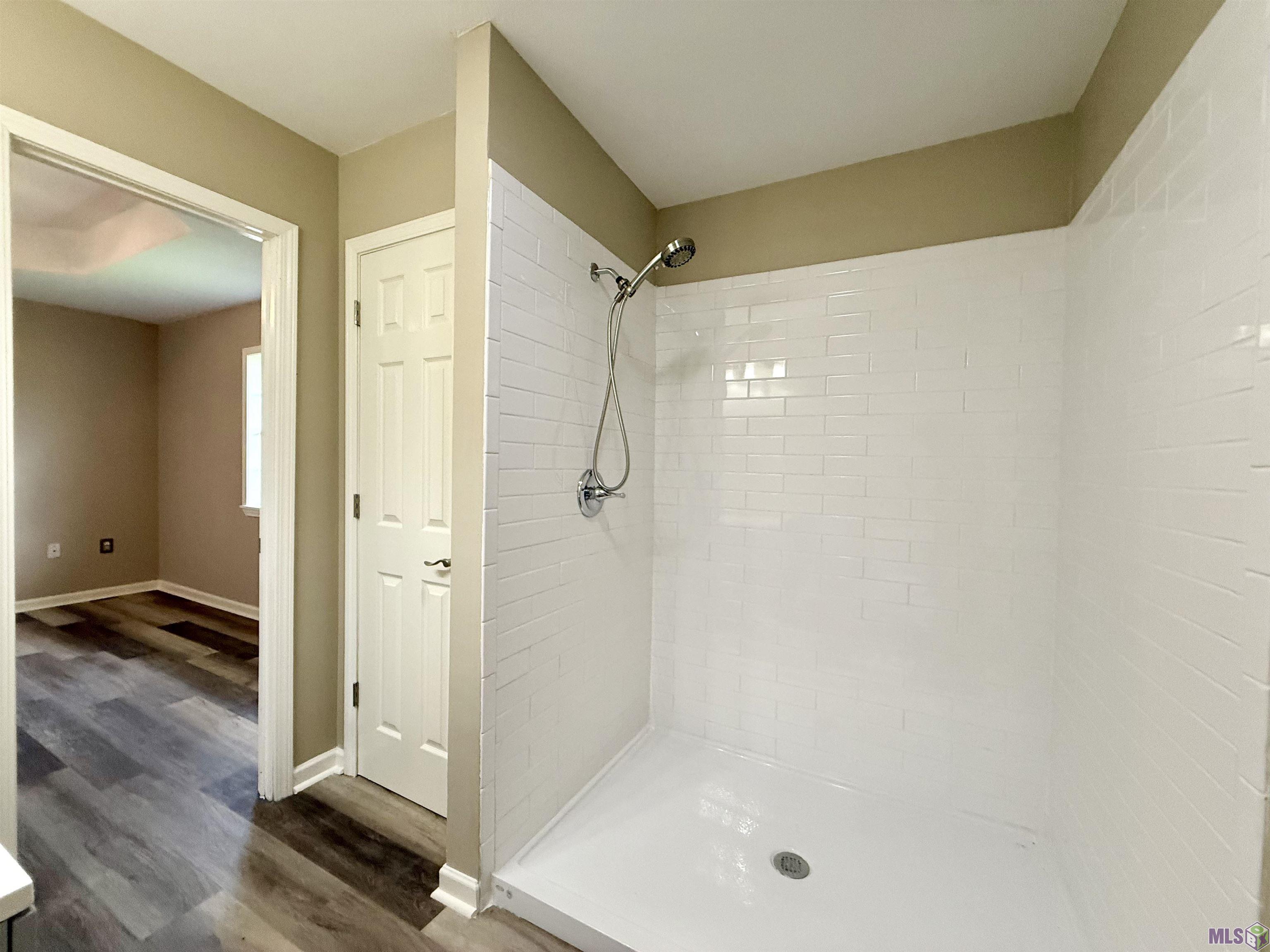 Homes for sale in Gray, LA | 108 North Terrebonne Dr, Gray, LA 70359 | MLS# BY2024000351