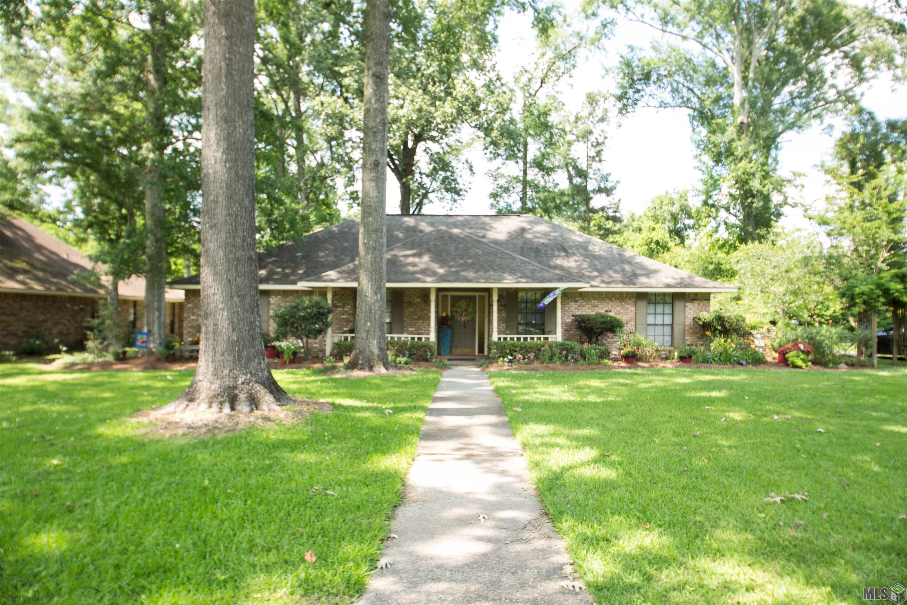 Homes for sale in Central, LA | 11111 Tynewood Ave, Central, LA 70818 | MLS# BR2024003441