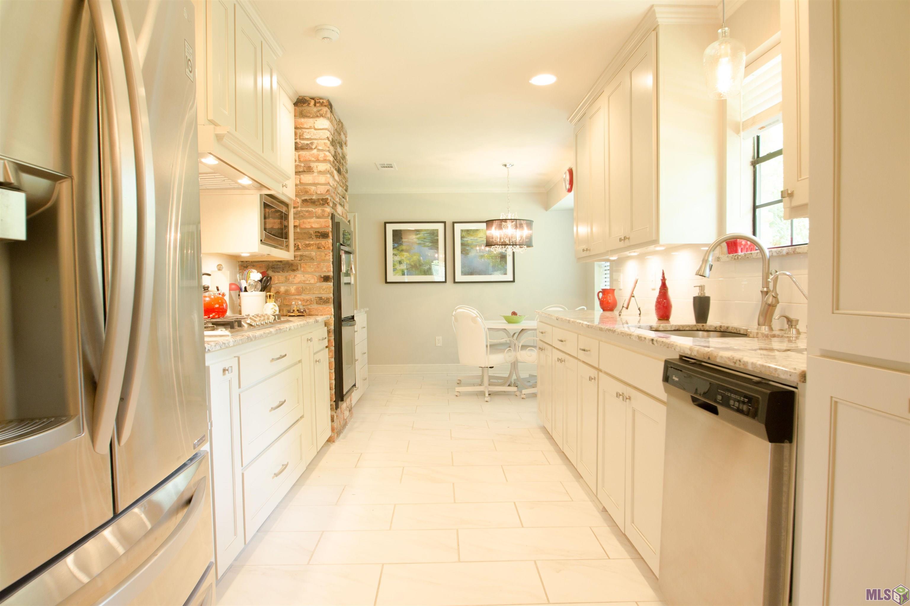 Homes for sale in Central, LA | 11111 Tynewood Ave, Central, LA 70818 | MLS# BR2024003441