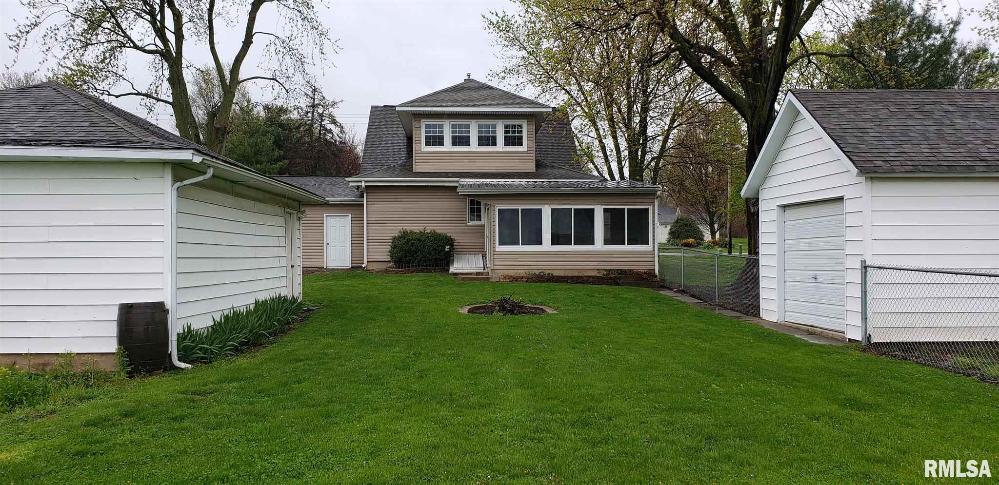 115 Center Mt Auburn Il 62547