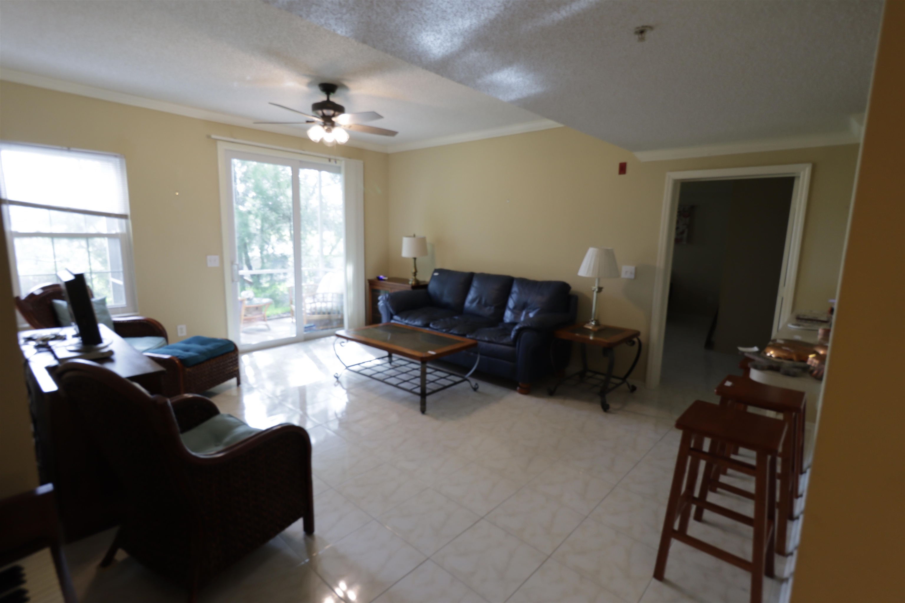 2005 Mariposa Vista Ln #3-101