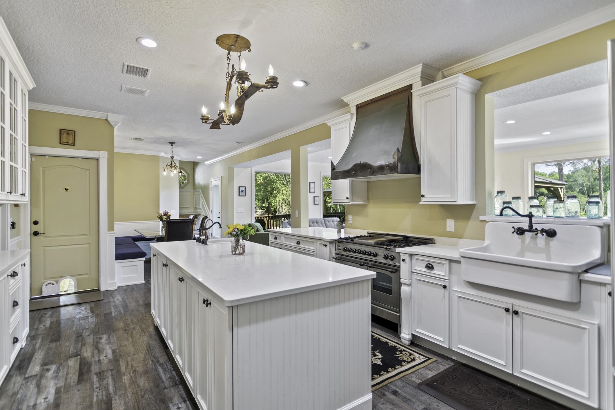 3639 Crazy Horse Trail