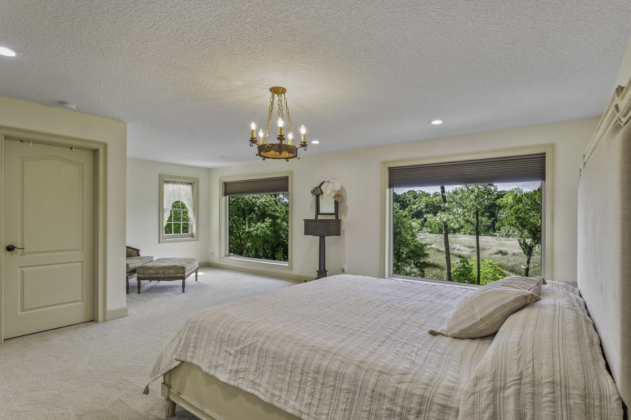 3639 Crazy Horse Trail
