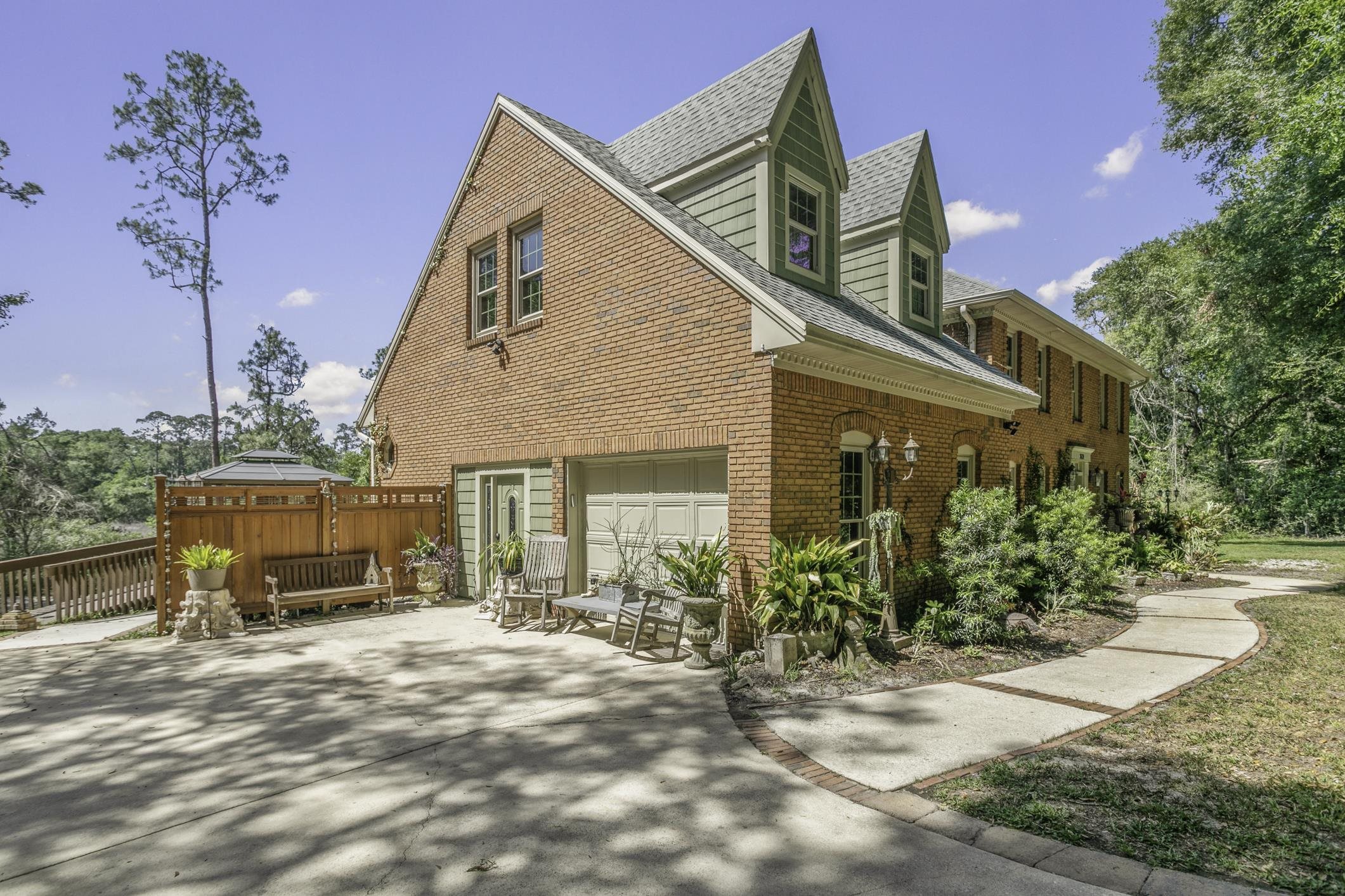 3639 Crazy Horse Trail