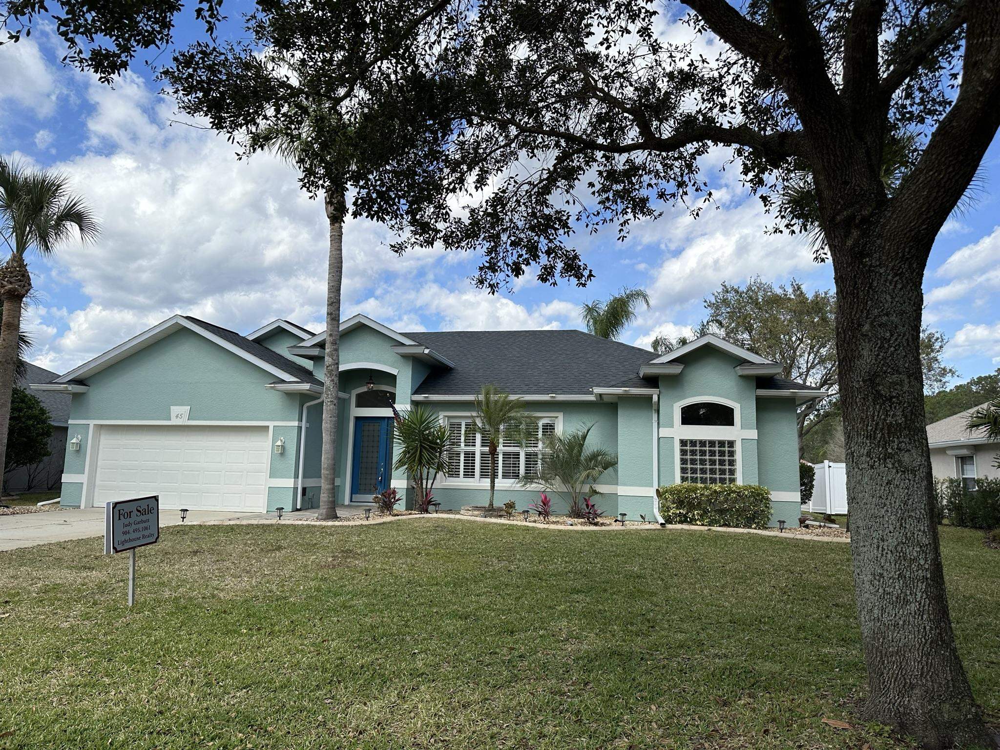 Live the resort life in the comfort of your move in ready home with inground heated and screened salt water pool.   Enjoy the privacy of the large screened pool area with room for entertaining. Totally redone inside with tile thru out, gas burning fireplace in great room, a kitchen designed for the family gatherings around spacious granite countertops.  Plantation shutters thru out.   Clean and bright. Lots of storage in oversized 2 car garage. Call your agent today to see this spacious home in Breakaway Trails that provides all the amenities for a busy healthy lifestyle.