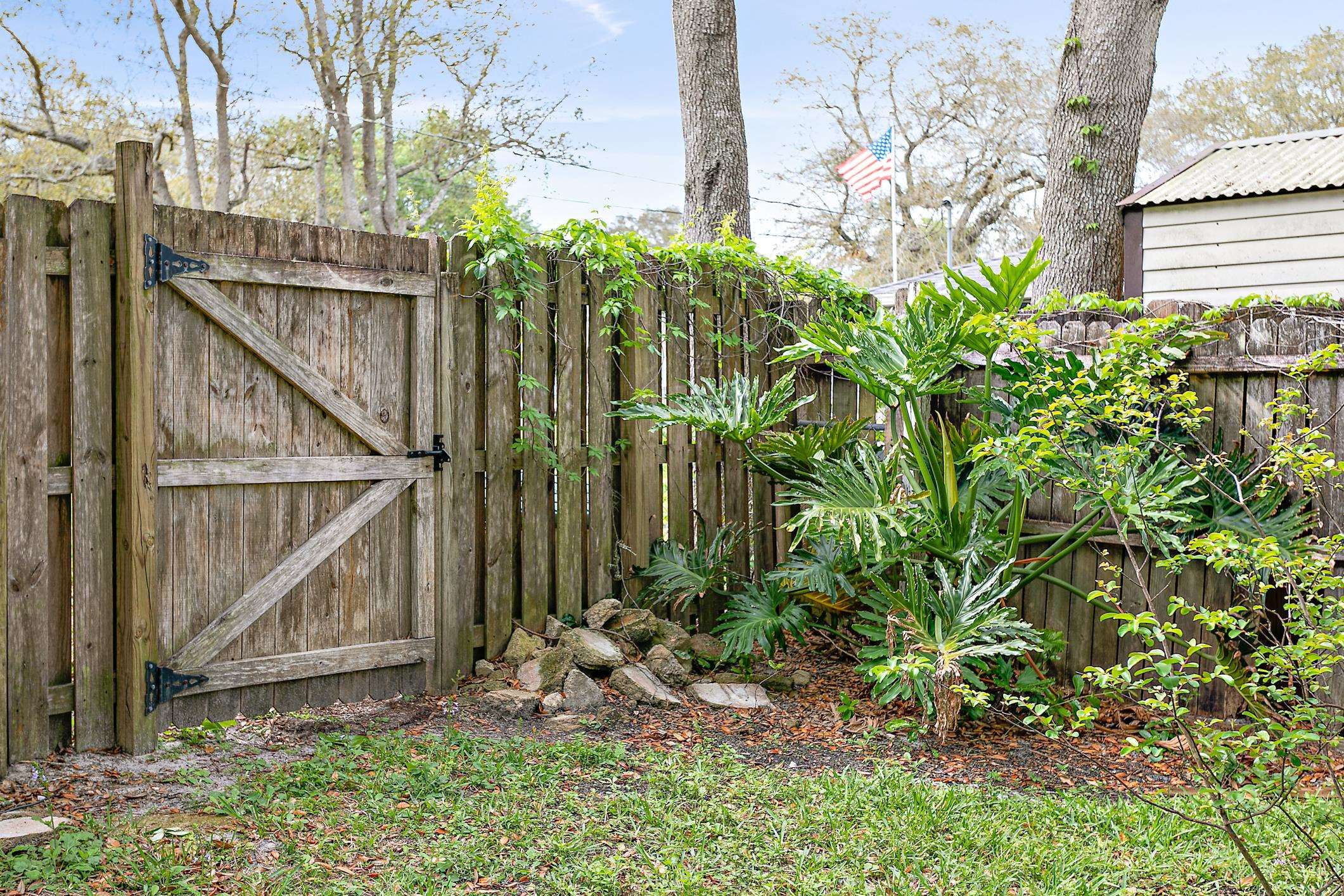 209 Jasmine Rd
