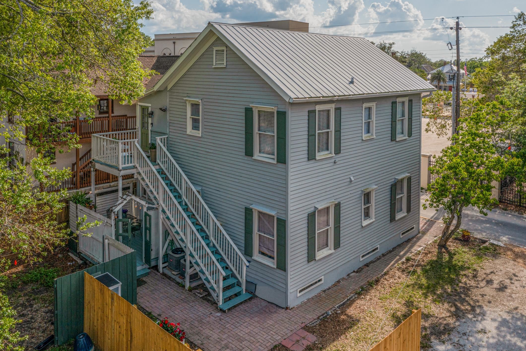 251 Charlotte Street