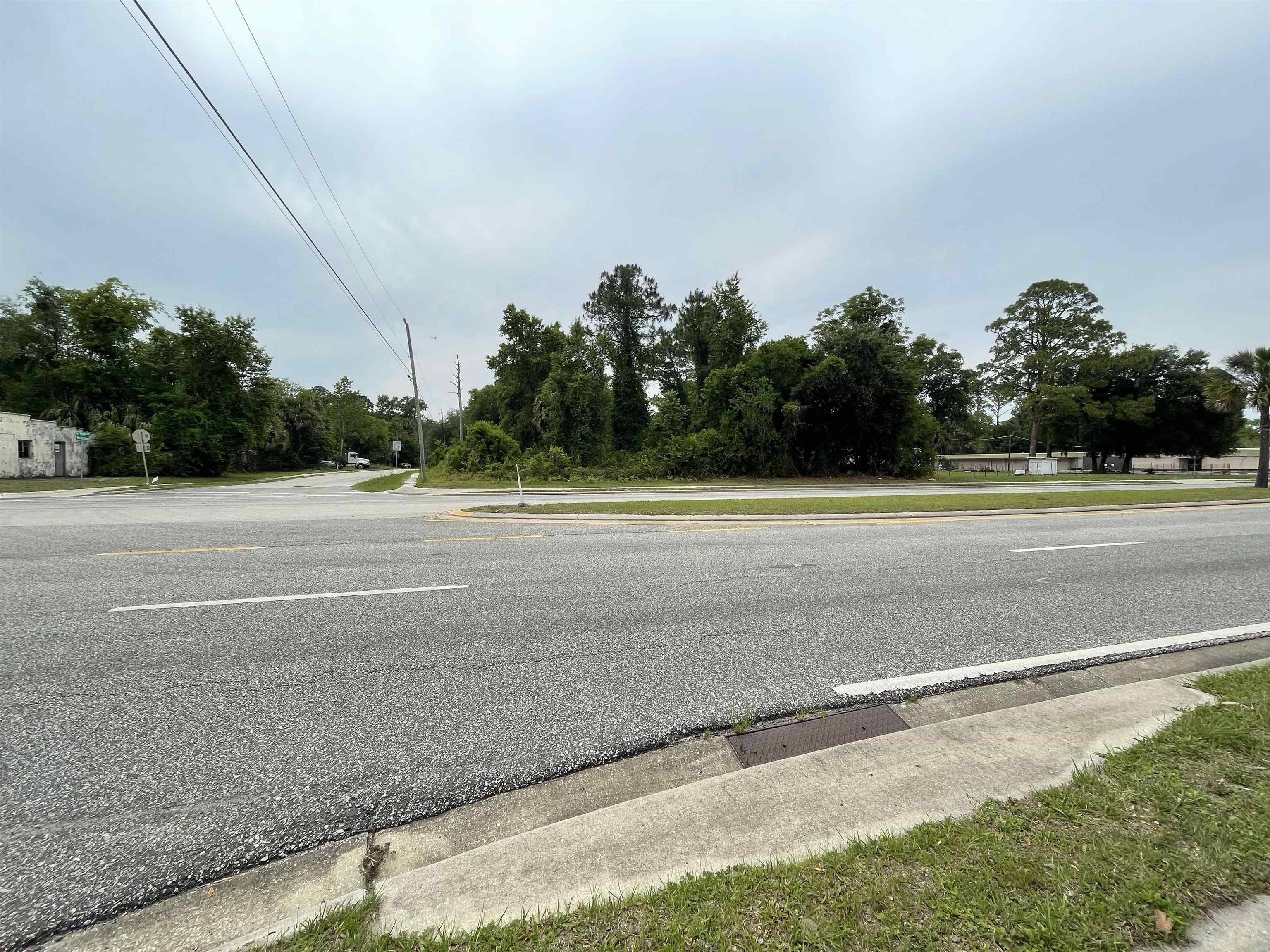 229 N Highway 17