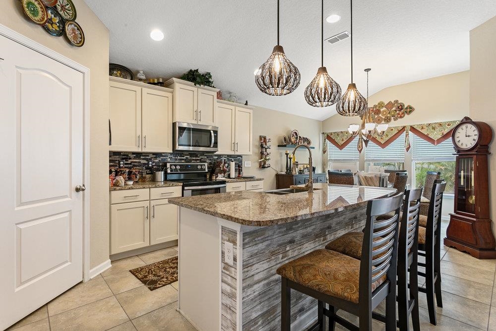165 Pullman Cir