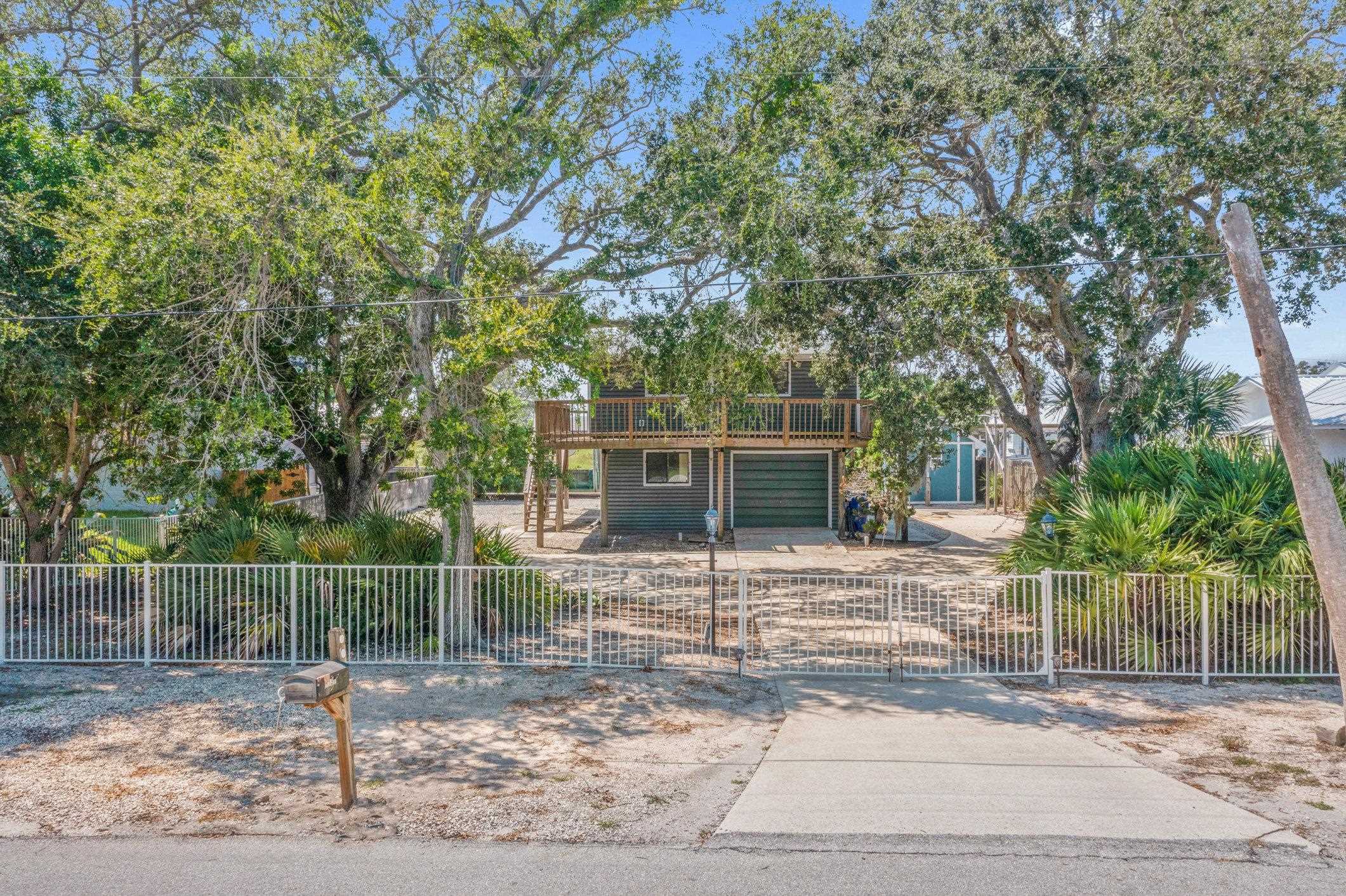 6337 Gomez Rd