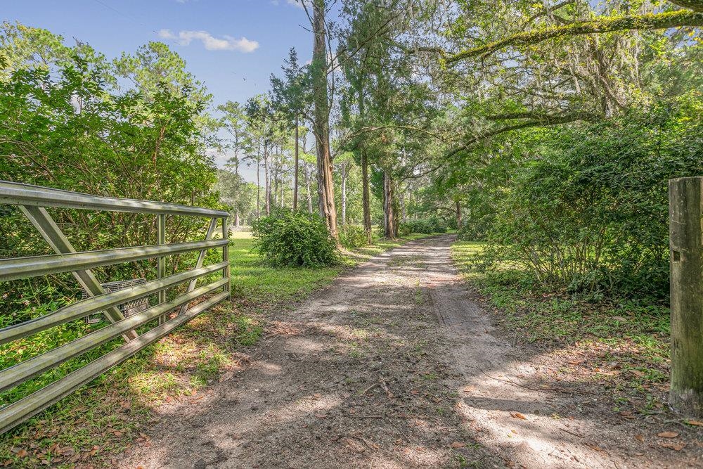 3940 State Road 16
