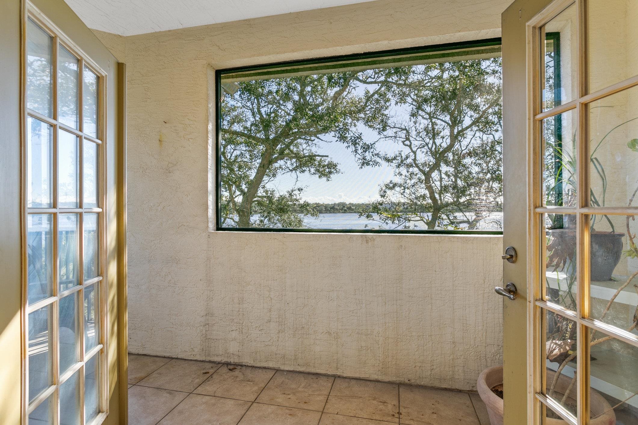 2123 Vista Cove Rd
