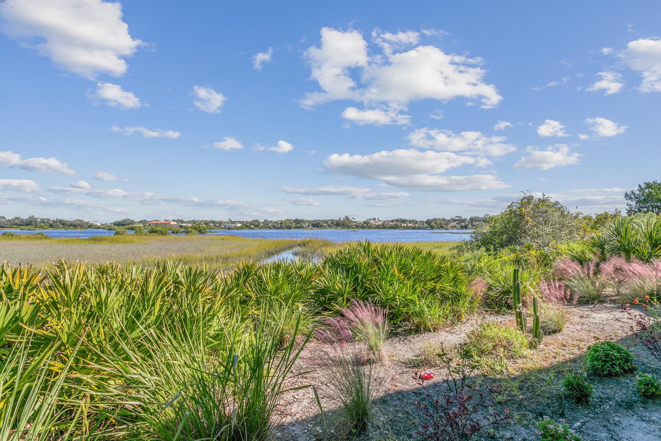 2123 Vista Cove Rd