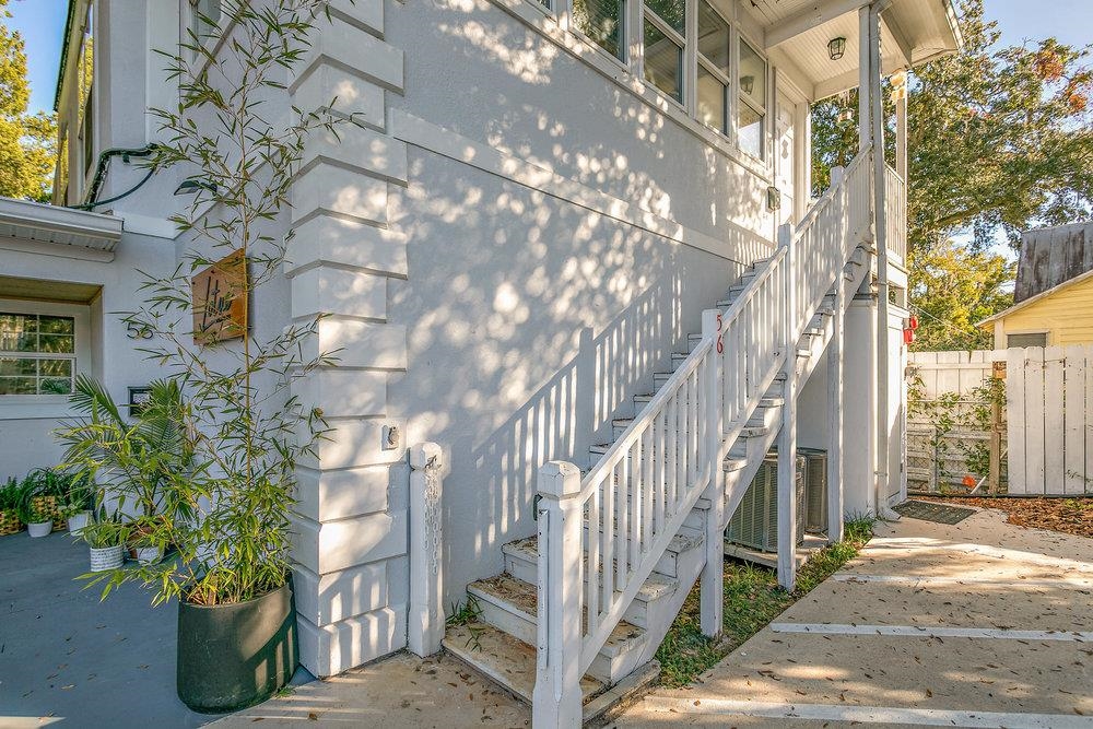 56 Grove Ave