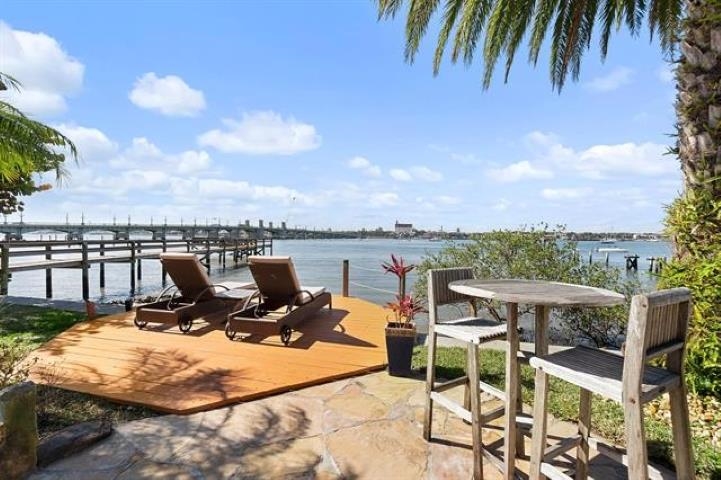 22 N St Augustine Boulevard