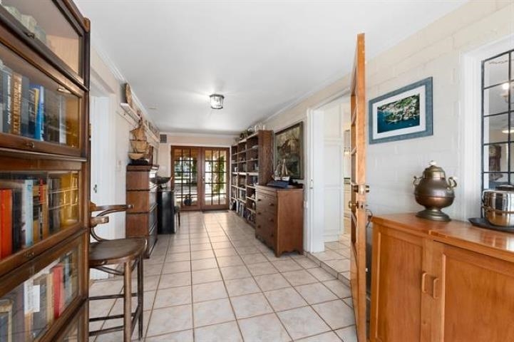 22 N St Augustine Boulevard