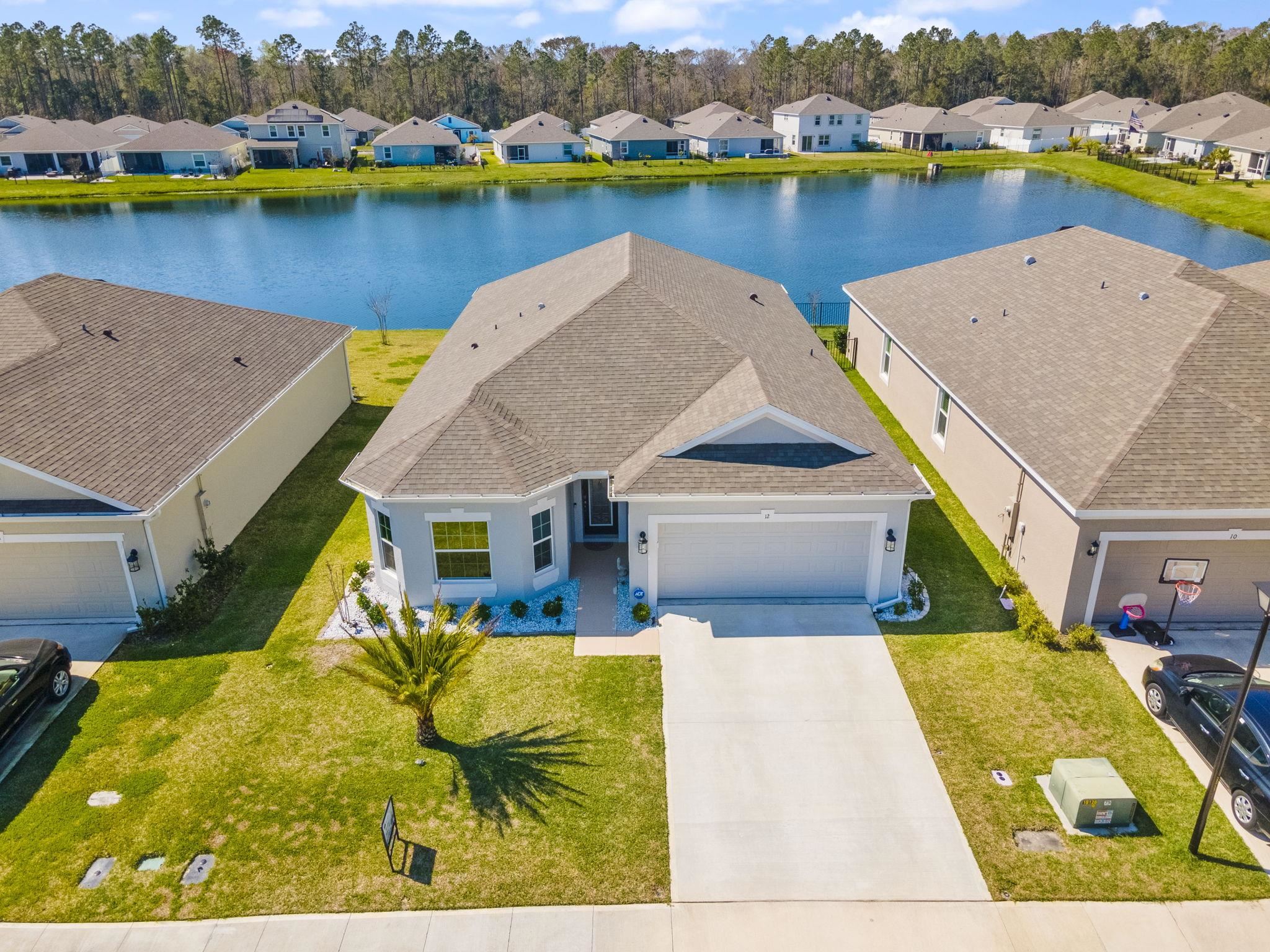 Special financing with a lender credit of up to 2% to be used for closing cost, and or interest rate buy down. Borrower must qualify for our special exclusive financing program. Seller Offering additional seller credit with reasonable offers! Welcome to 12 Ridge Road in beautiful Palm Coast, FL!