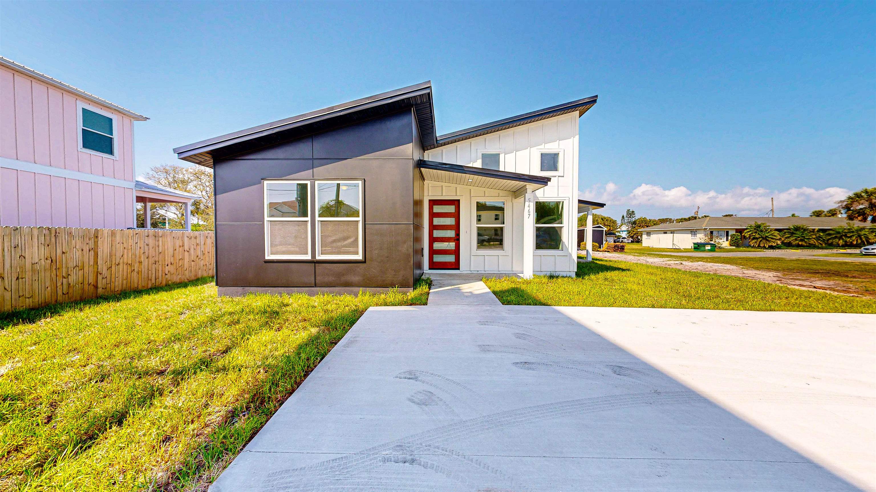 5461 A1A - Pool Home