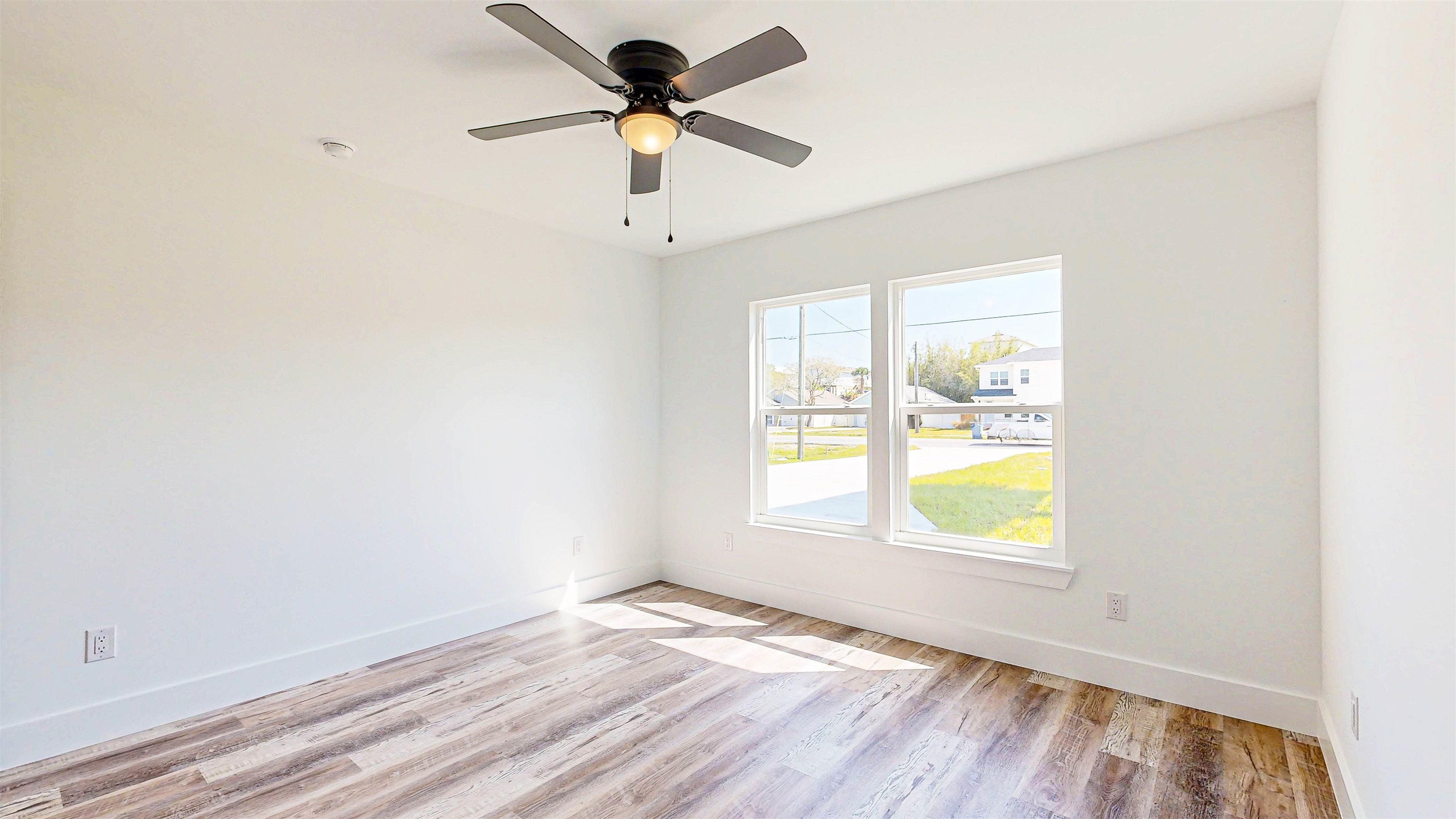 5461 A1A - Pool Home