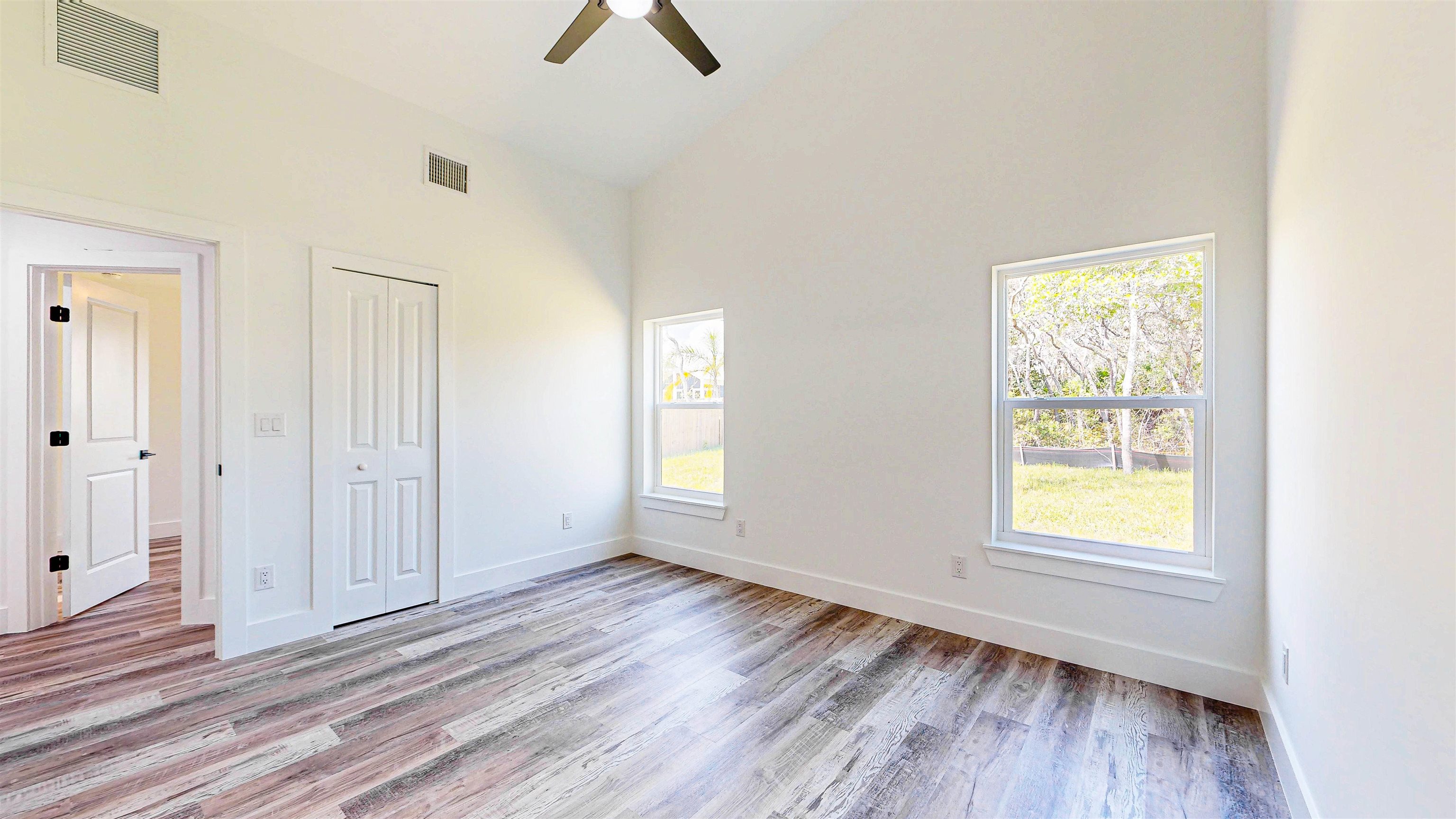 5461 A1A - Pool Home