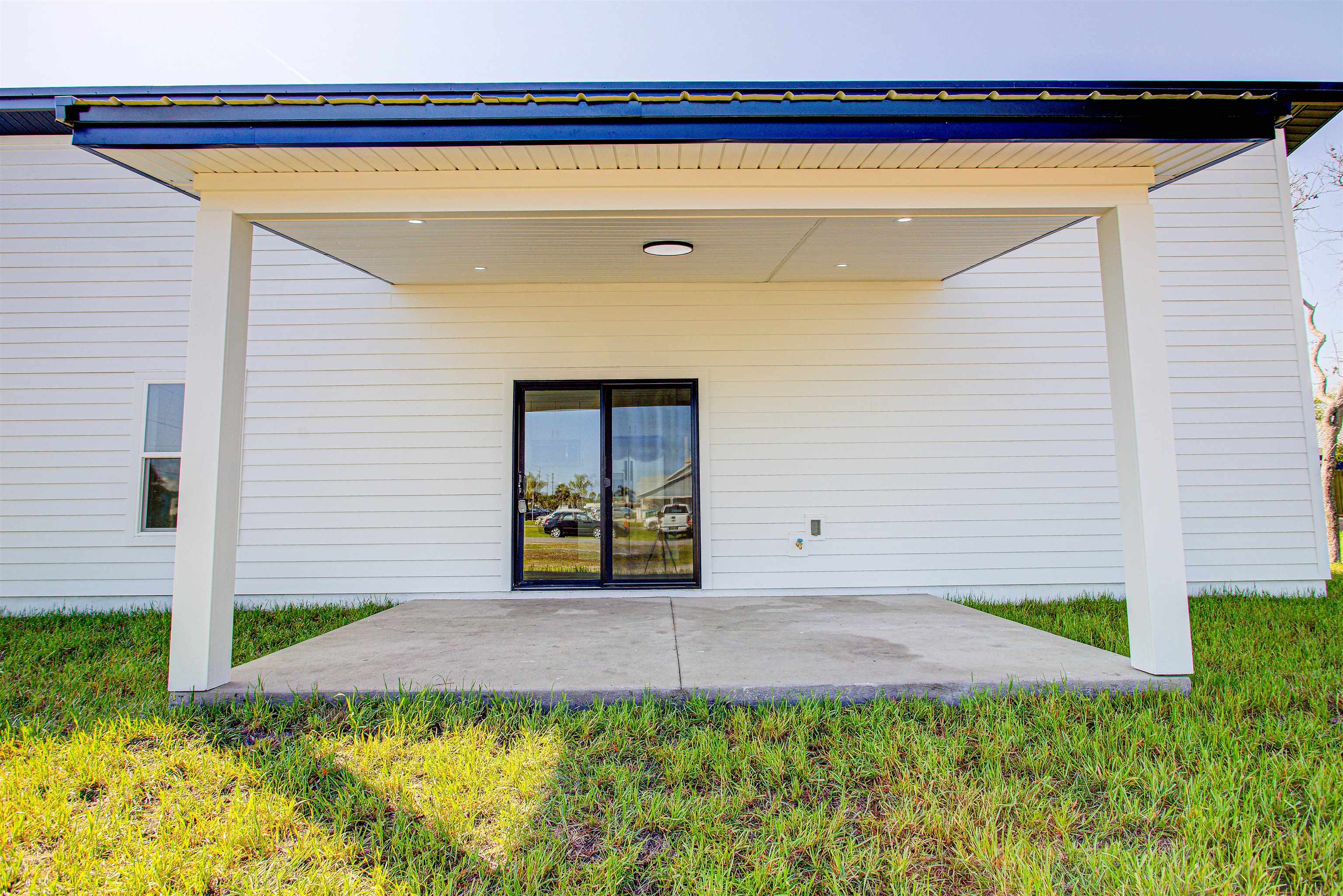 5461 A1A - Pool Home