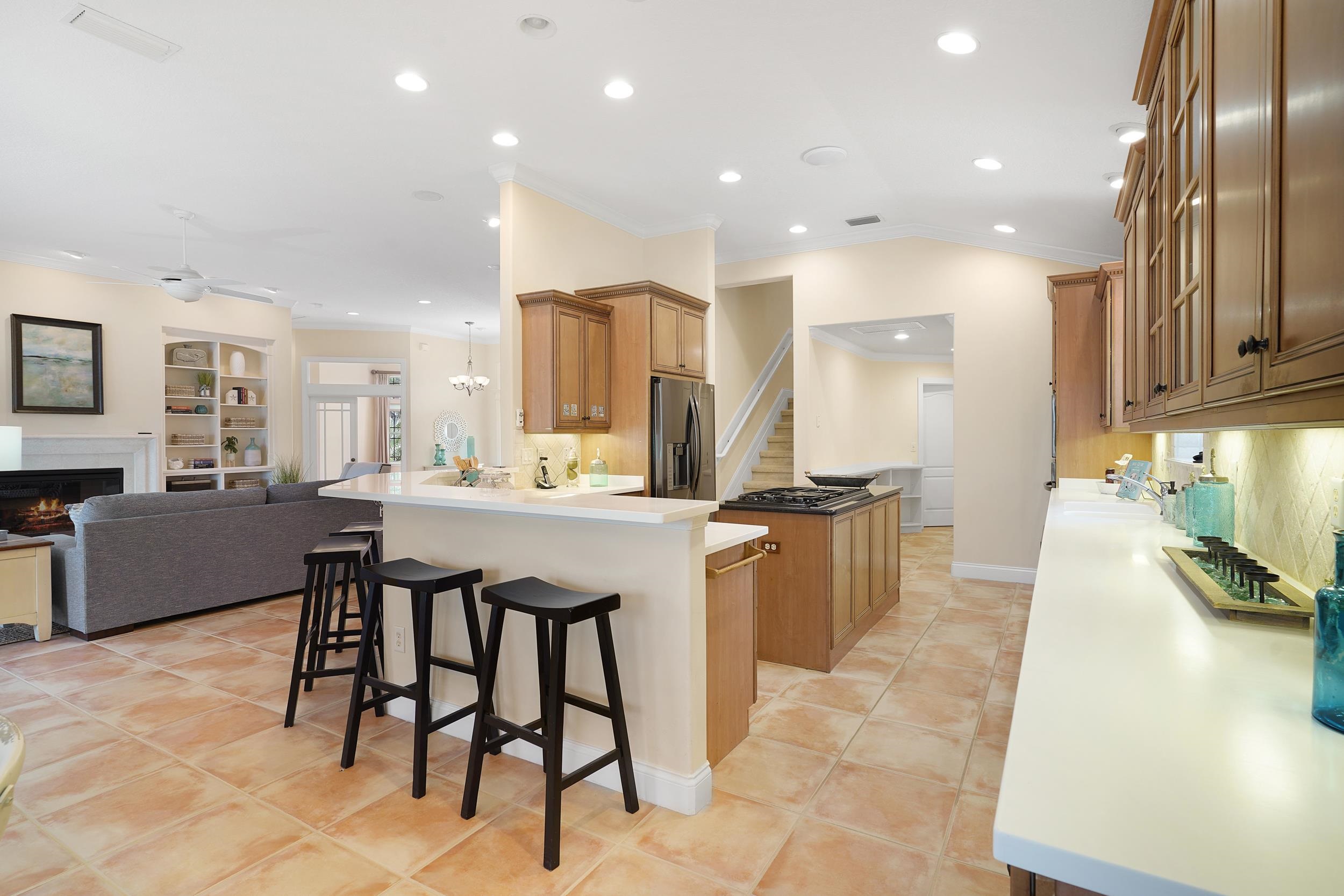 413 Fiddlers Point Dr