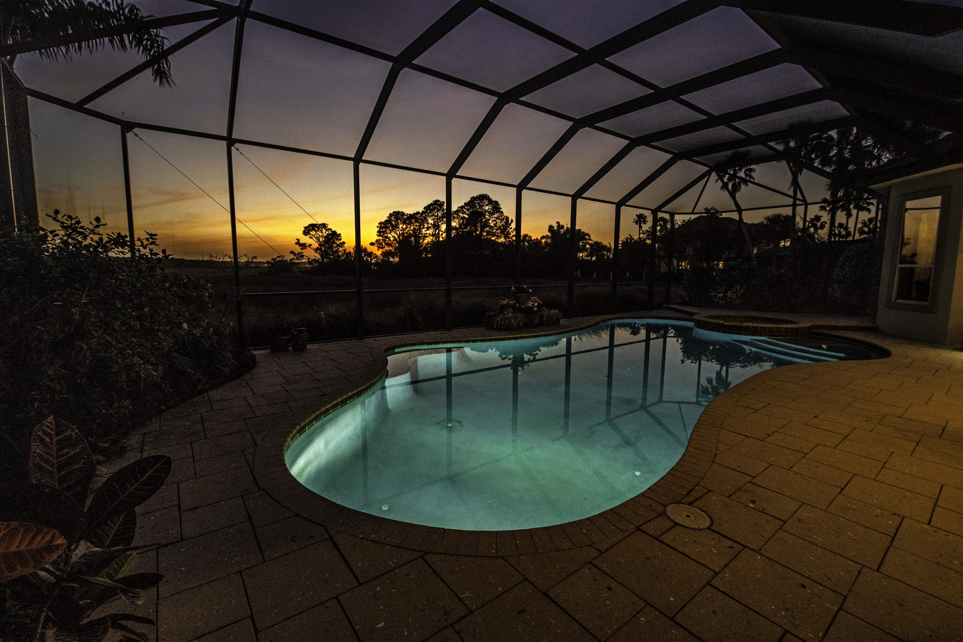 413 Fiddlers Point Dr