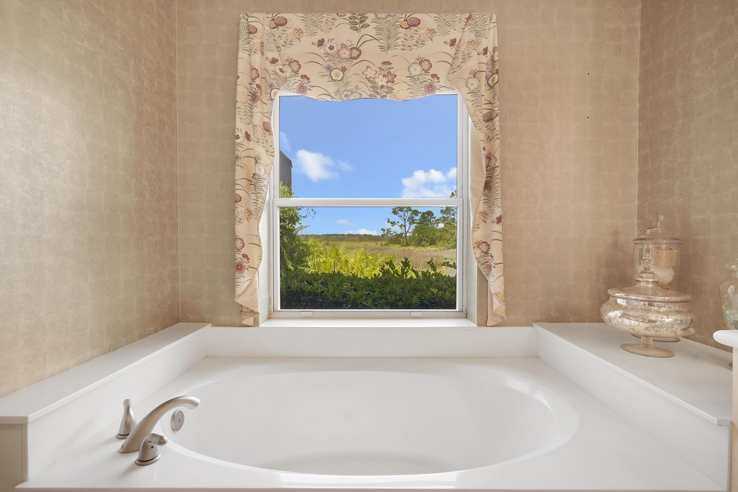 413 Fiddlers Point Dr