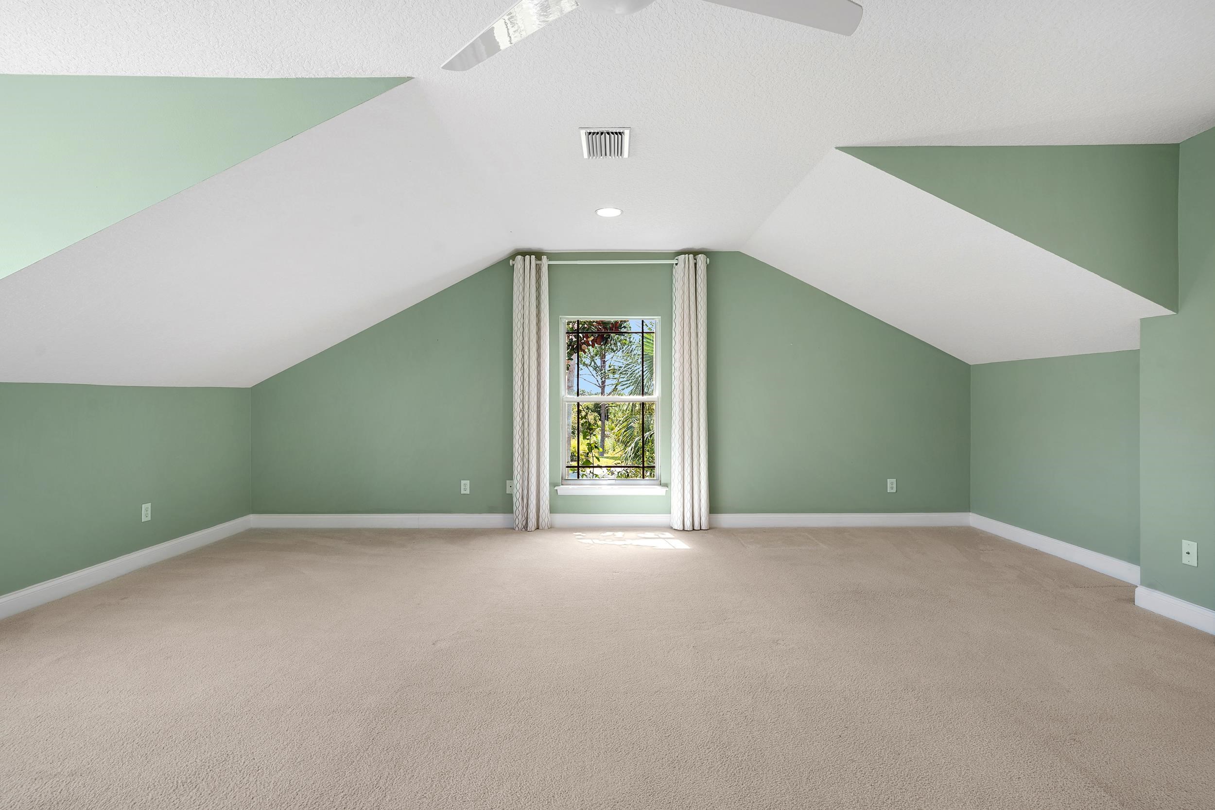 413 Fiddlers Point Dr