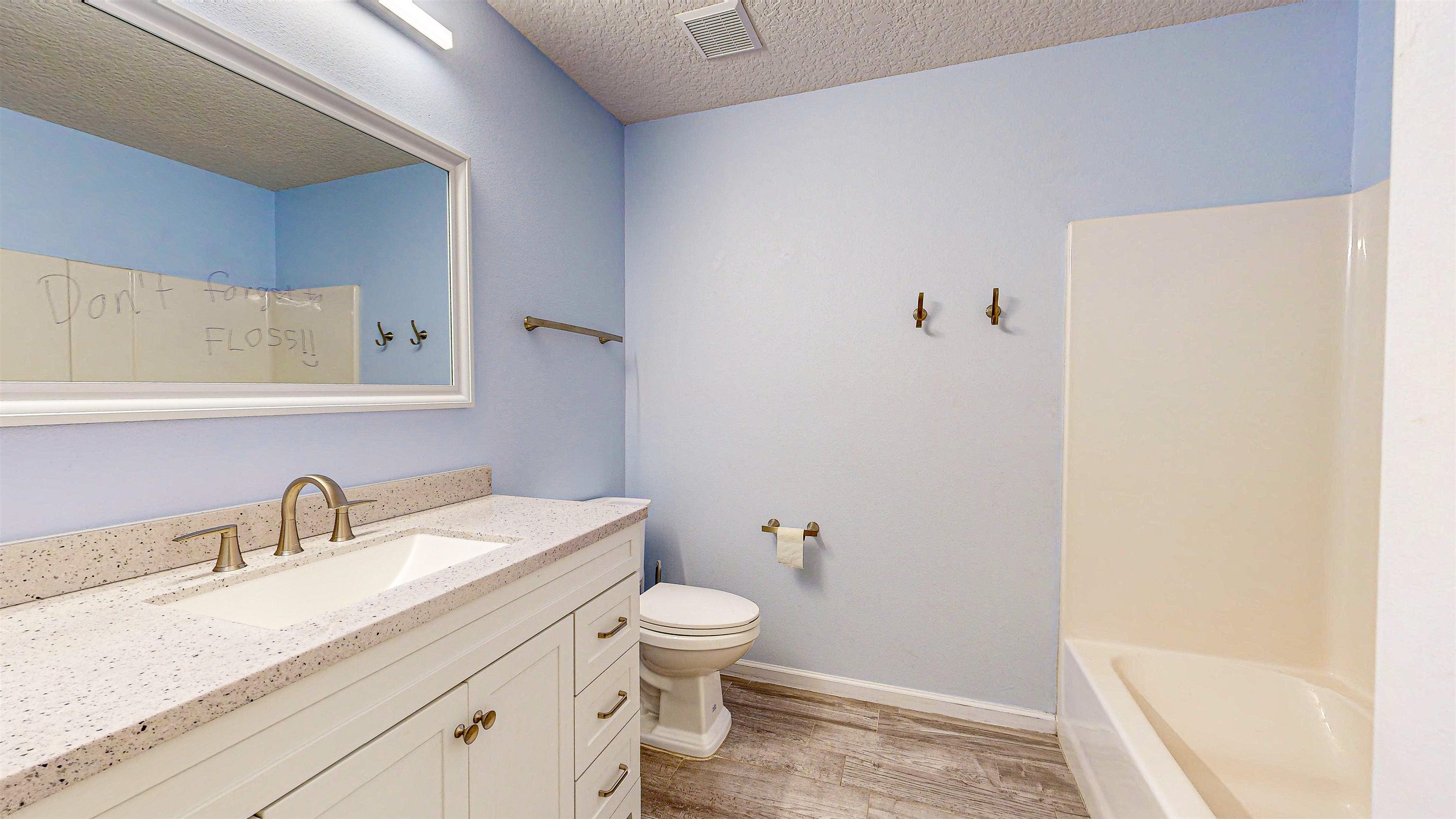 2724 Golden Lake Loop