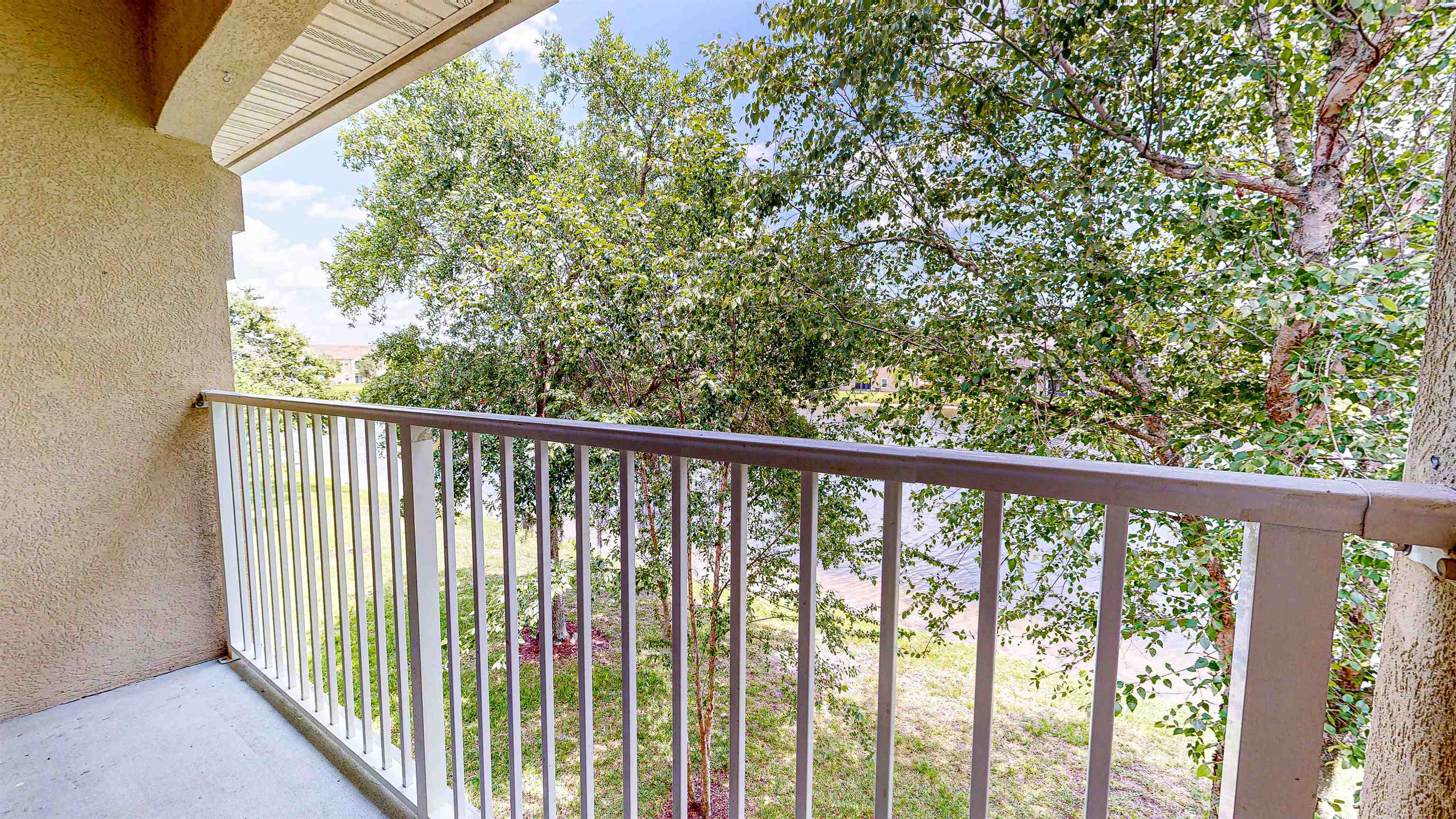 2724 Golden Lake Loop