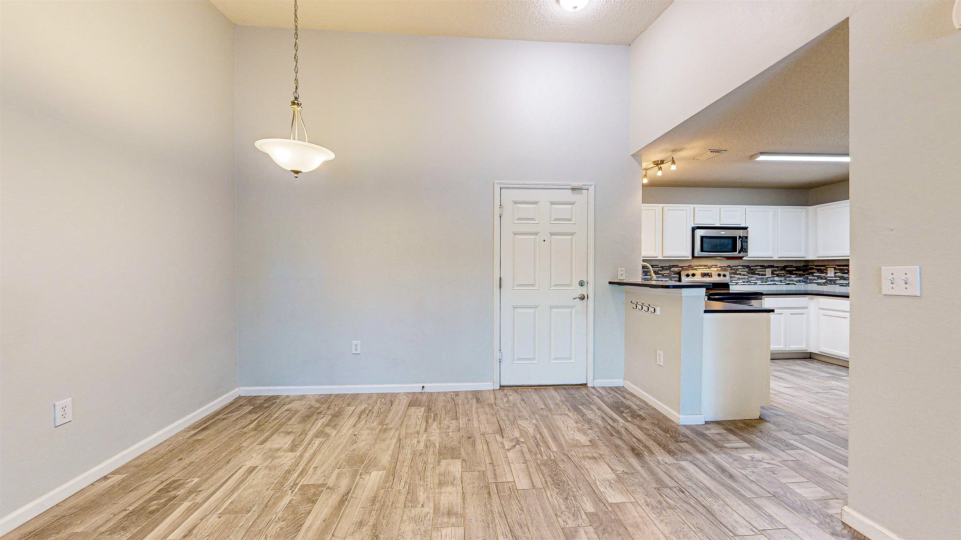 2724 Golden Lake Loop