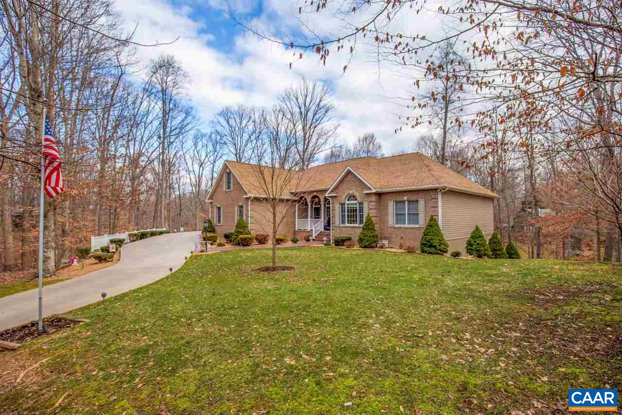 5 THRUSH CT, PALMYRA, VA 22963