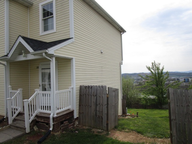 3181 BETHANY CT - 1st Choice Real Estate